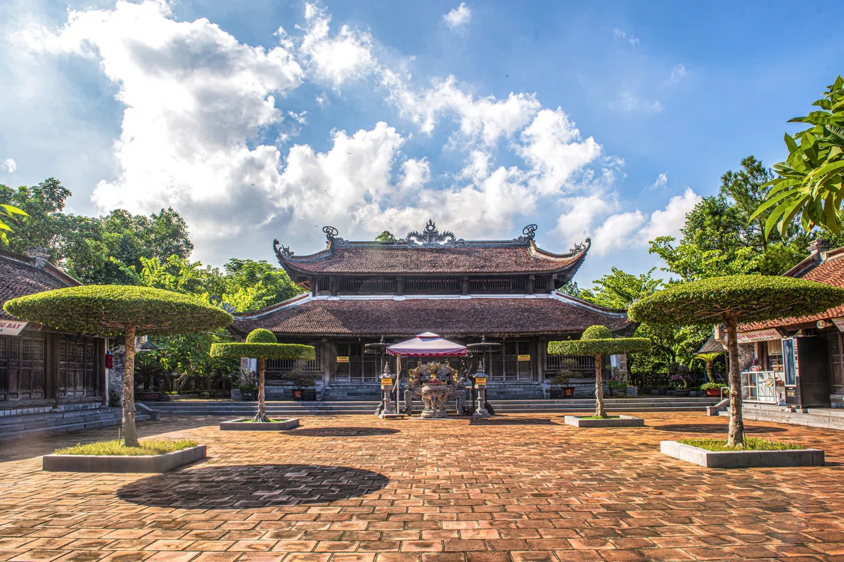 クアンチュン王を祀る寺院(Đền Thờ Vua Quang Trung)|ベトナム・ゲアン省の観光スポット