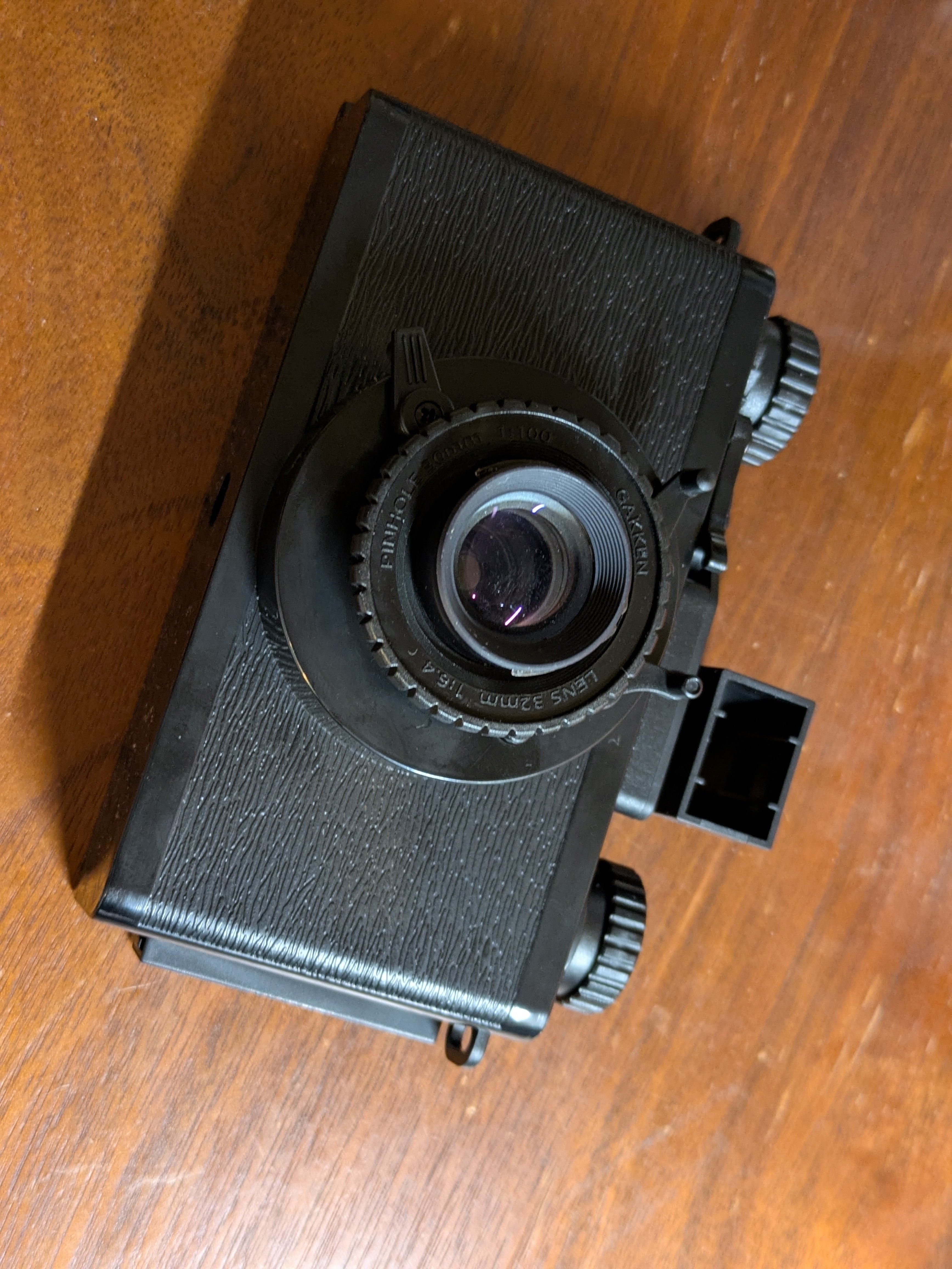 甦るフィルムカメラ
★　Canon　EOS kiss カメラのおはなし大人の科学35mmフィルムカメラ改の写りを確認する