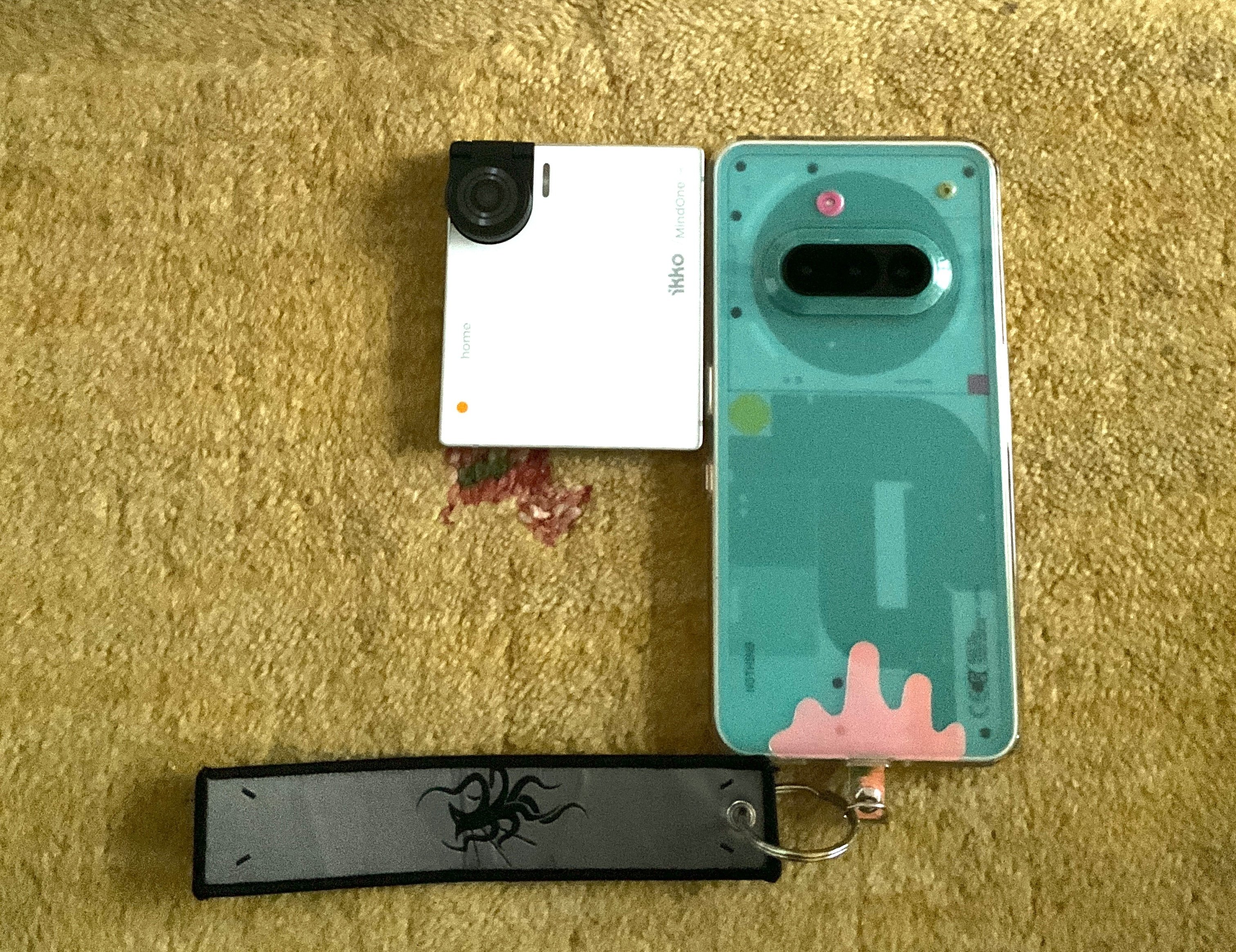 【新品未使用】iKKO MindOne Pro カードサイズスマートフォン 日本・日本語対応カードサイズAIスマホ「iKKO Mind One Pro