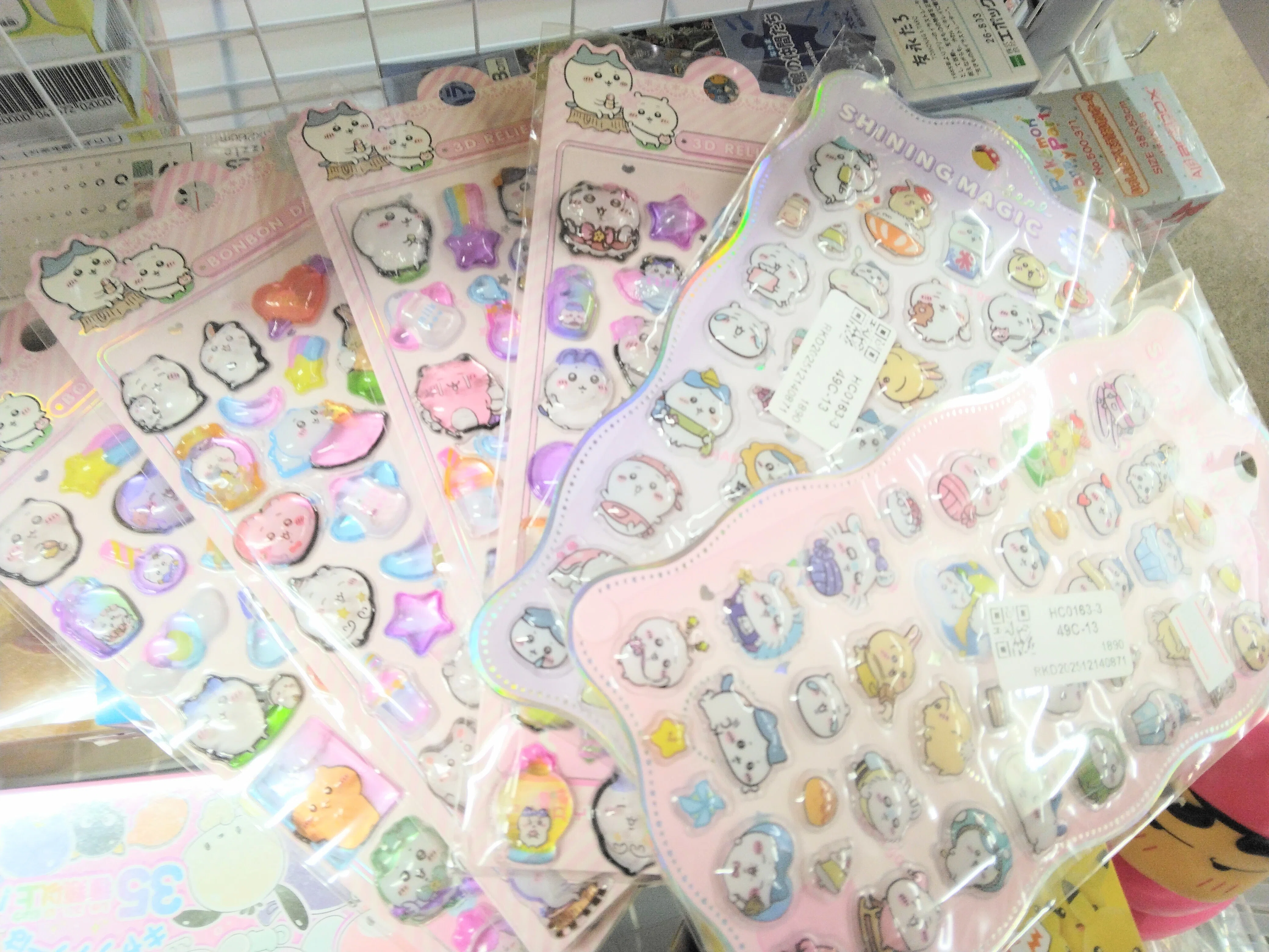 🌈♻️【今週の超目玉入荷✨】人気シール・100円お菓子・冷凍グルメ