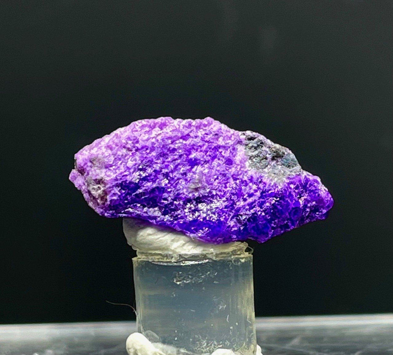 紫色と鉱物｜鉱物の独り言