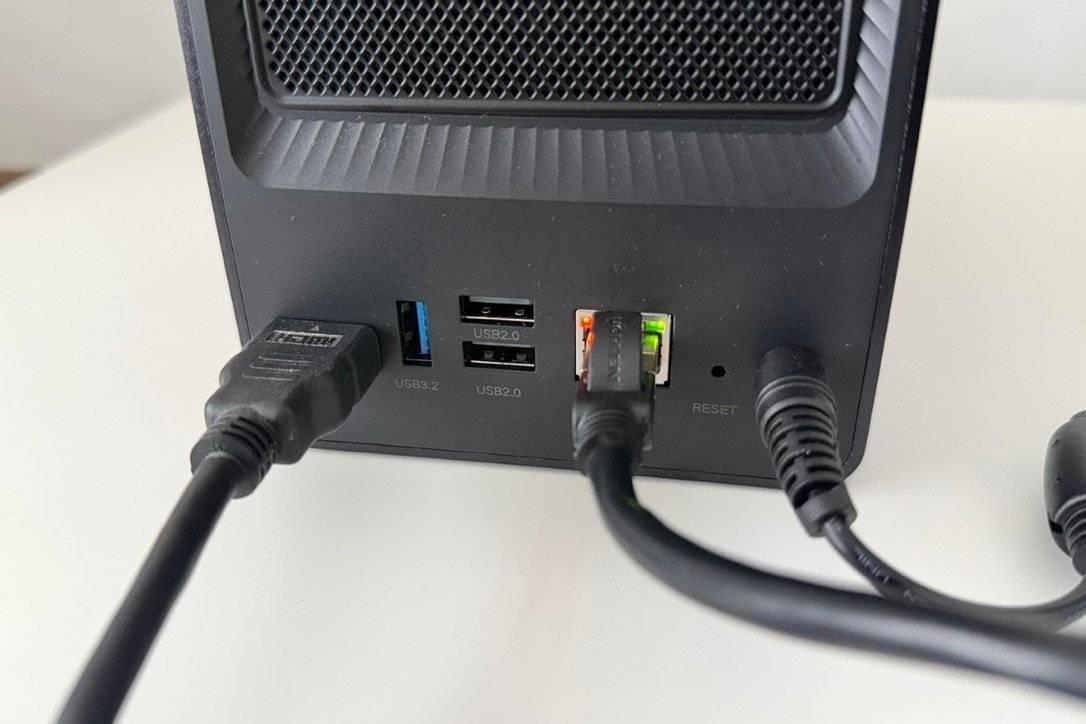 UGREEN NASync DXP2800レビュー｜最初のNASで失敗したくない人にこそ