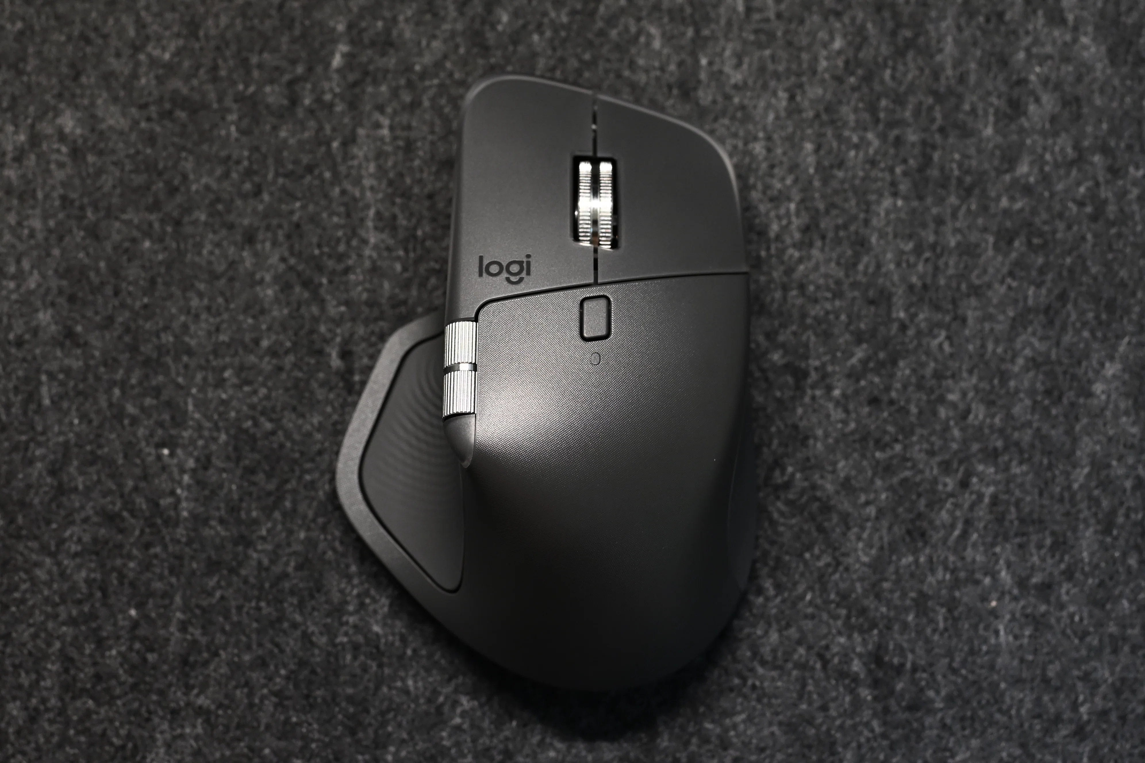 Why I'm glad I bought the Logicool MX MASTER 4 | Reviewing the