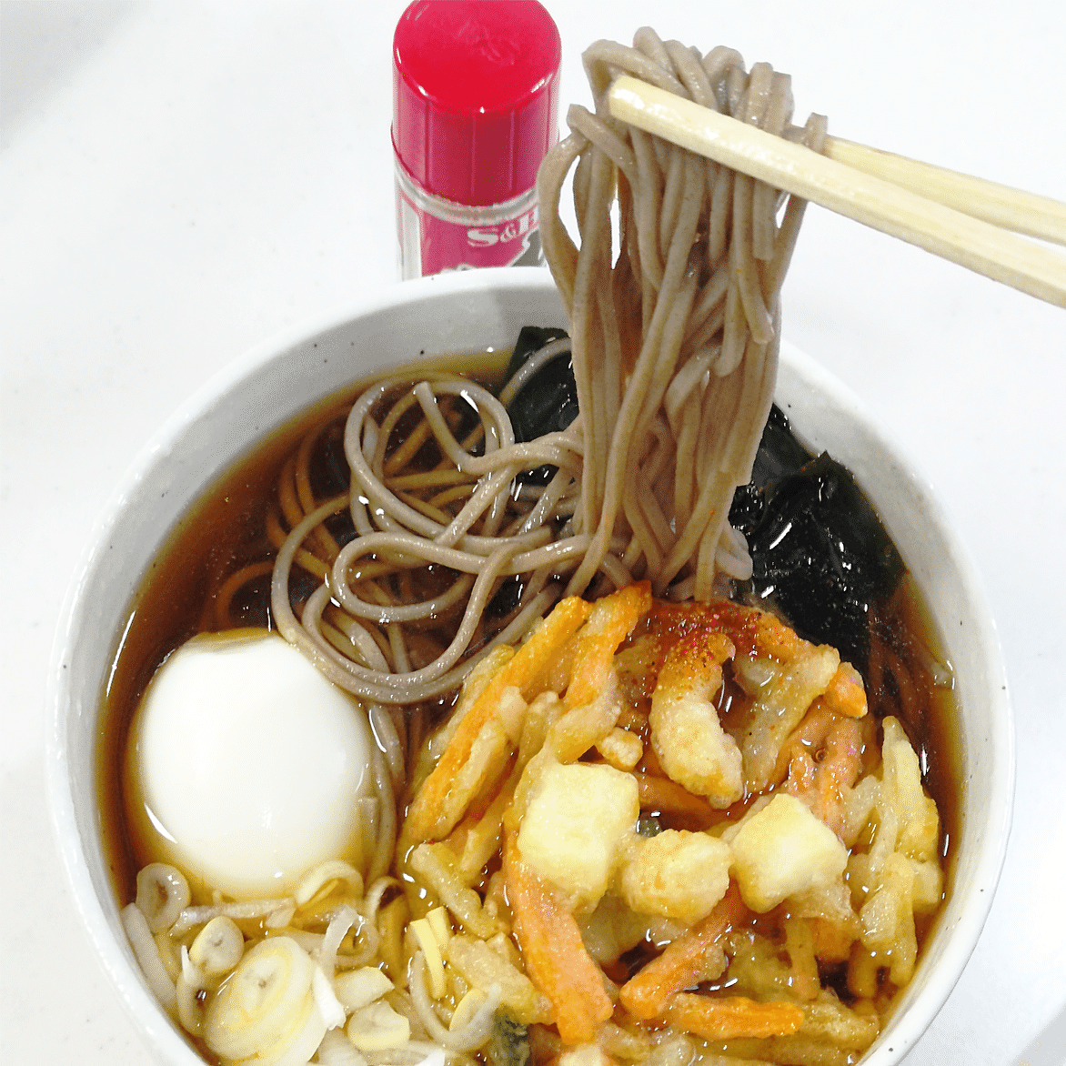 かき揚げ天ぷらそば（ゆで卵入り）【我が干しそば道 精進の177杯目