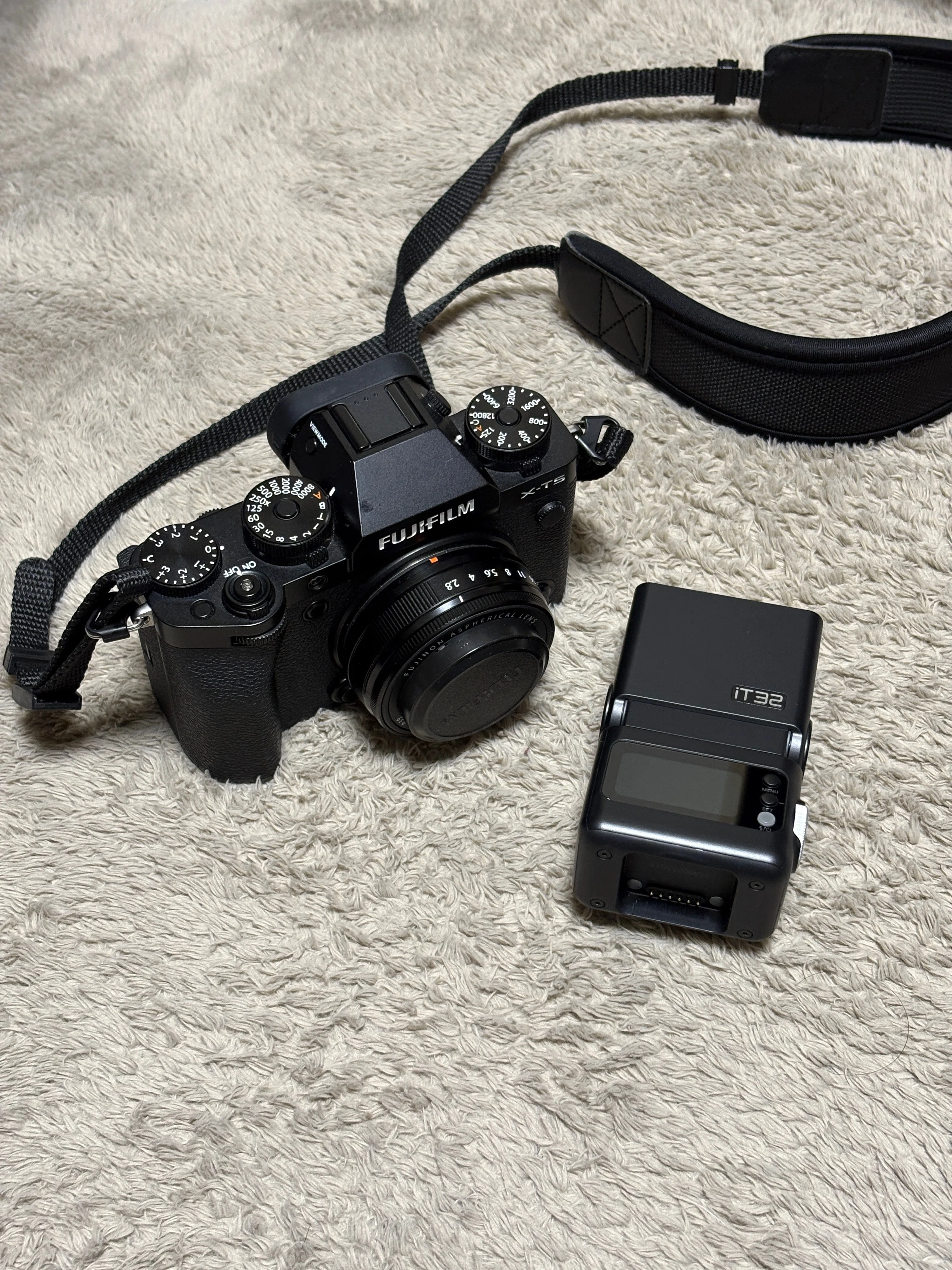 ストロボで冬の室内撮影が変わる｜X-T5＋Godox iT32で実感したメリット