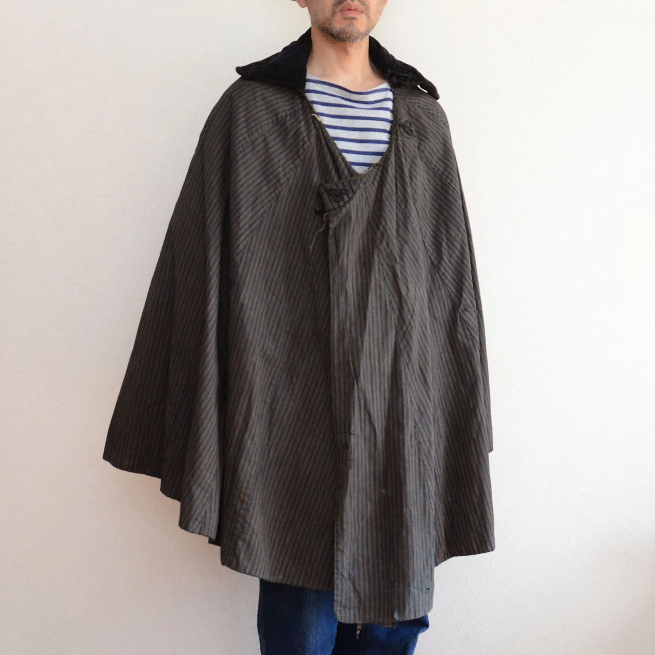 雨の記憶を纏う──明治〜昭和初期「道中合羽」という日本の日常服