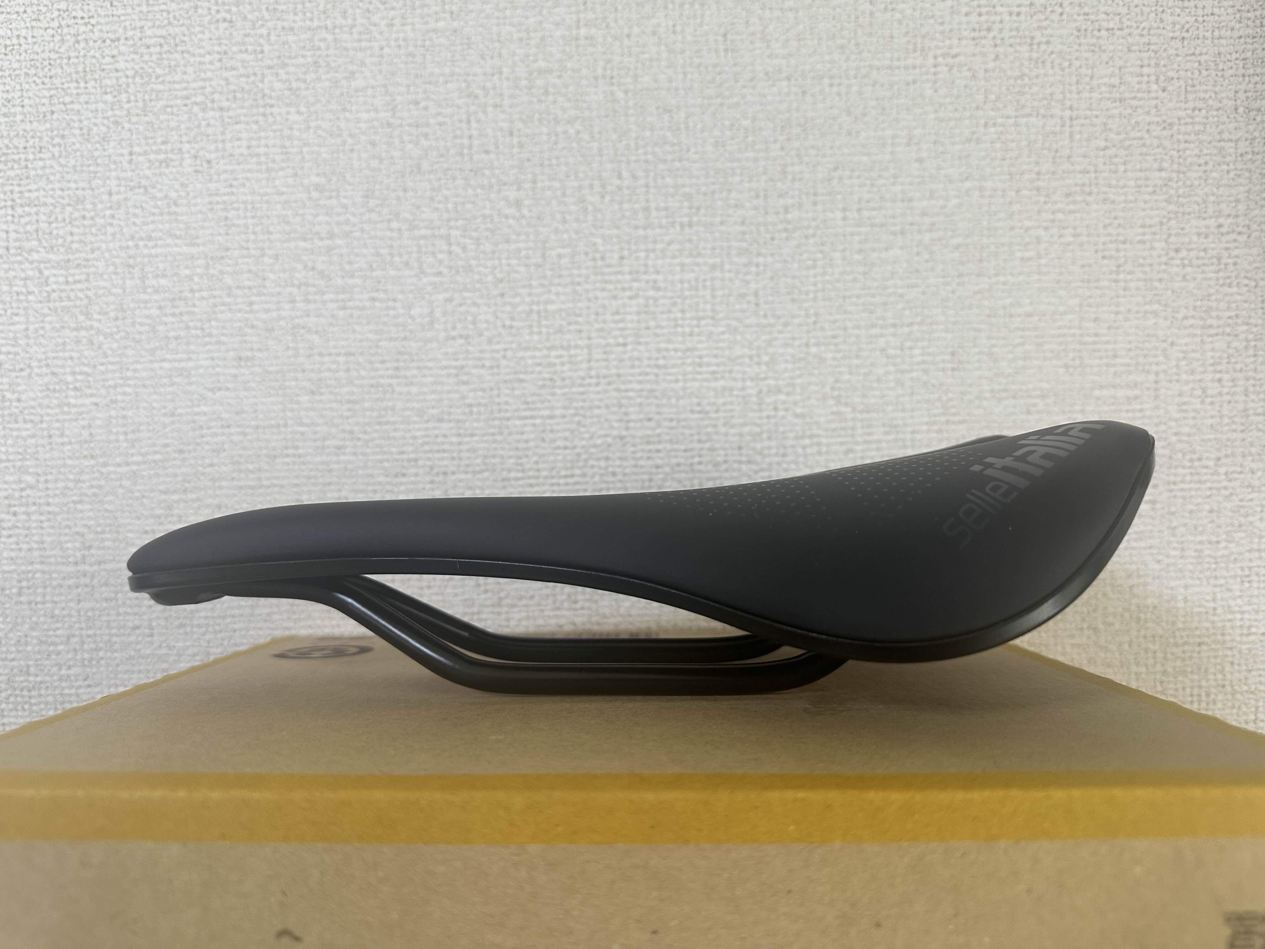 有名バイクフィッターさんお勧めサドルのSelle Italia「NOVUS BOOST