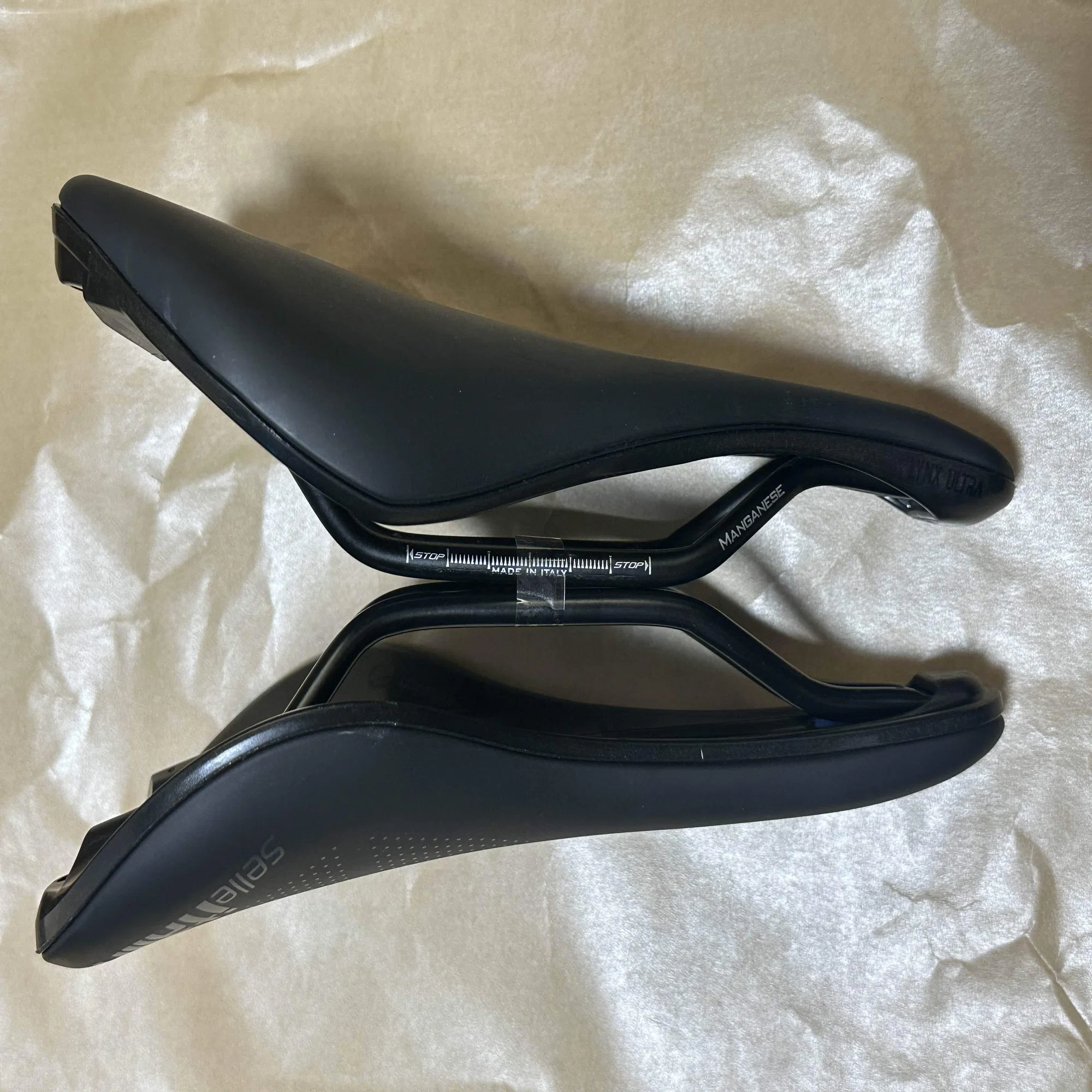 有名バイクフィッターさんお勧めサドルのSelle Italia「NOVUS BOOST 
