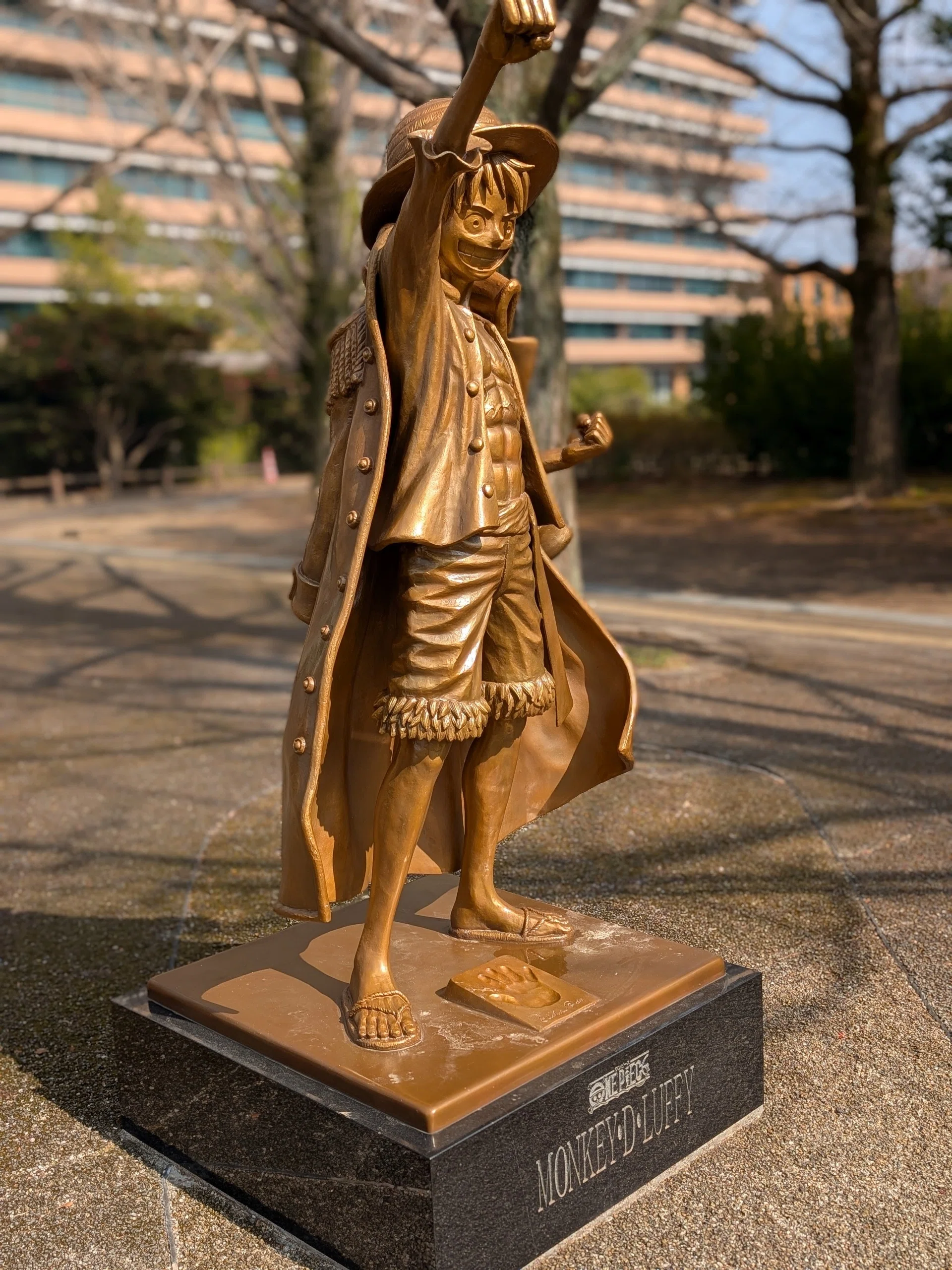 行きたかったとこぜんぶ行くツアー2026.2（「ONE PIECE 麦わらの一味像