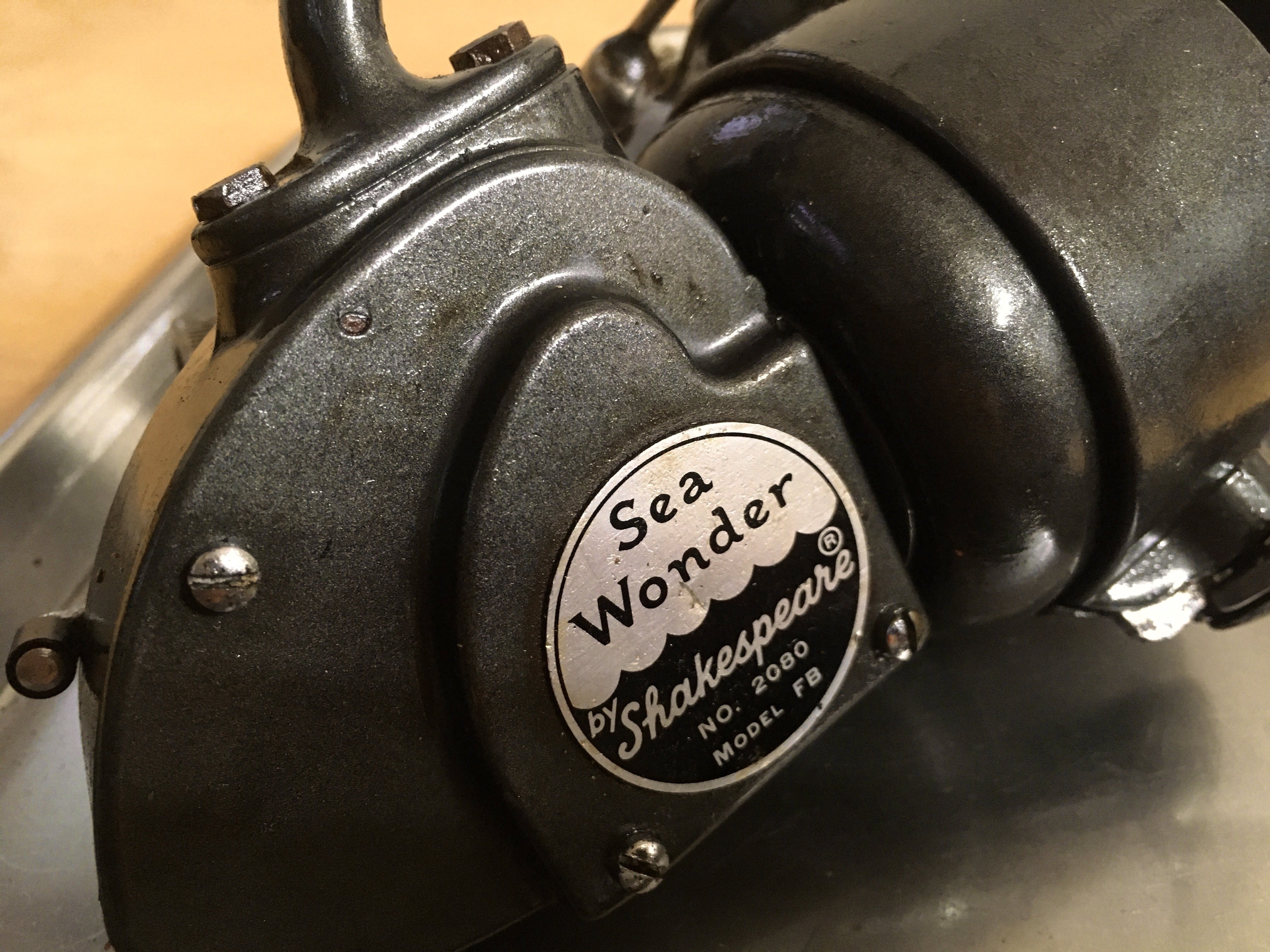 🎣オールドフィッシングタックル058 純米国製スピニングリール