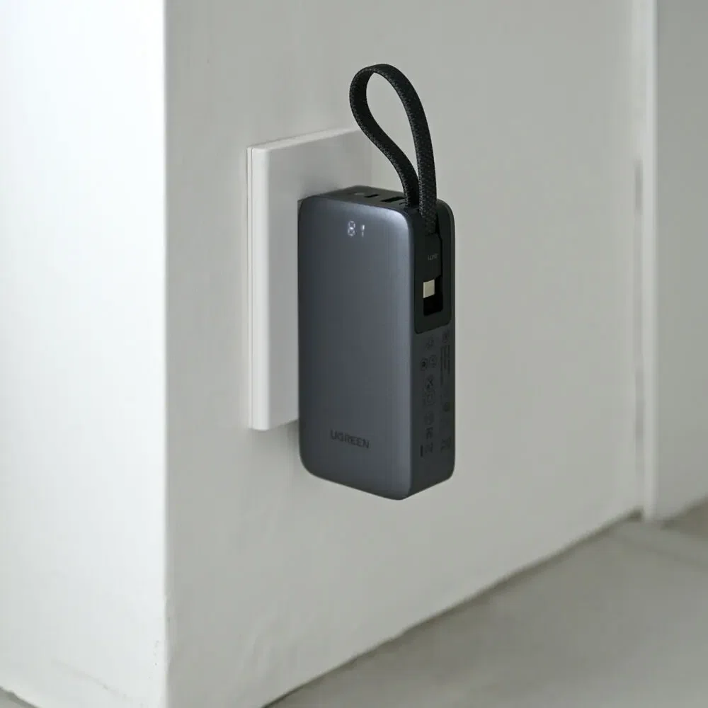 UGREEN コンセント付きモバイルバッテリー 10000mAh 65Wをレビュー
