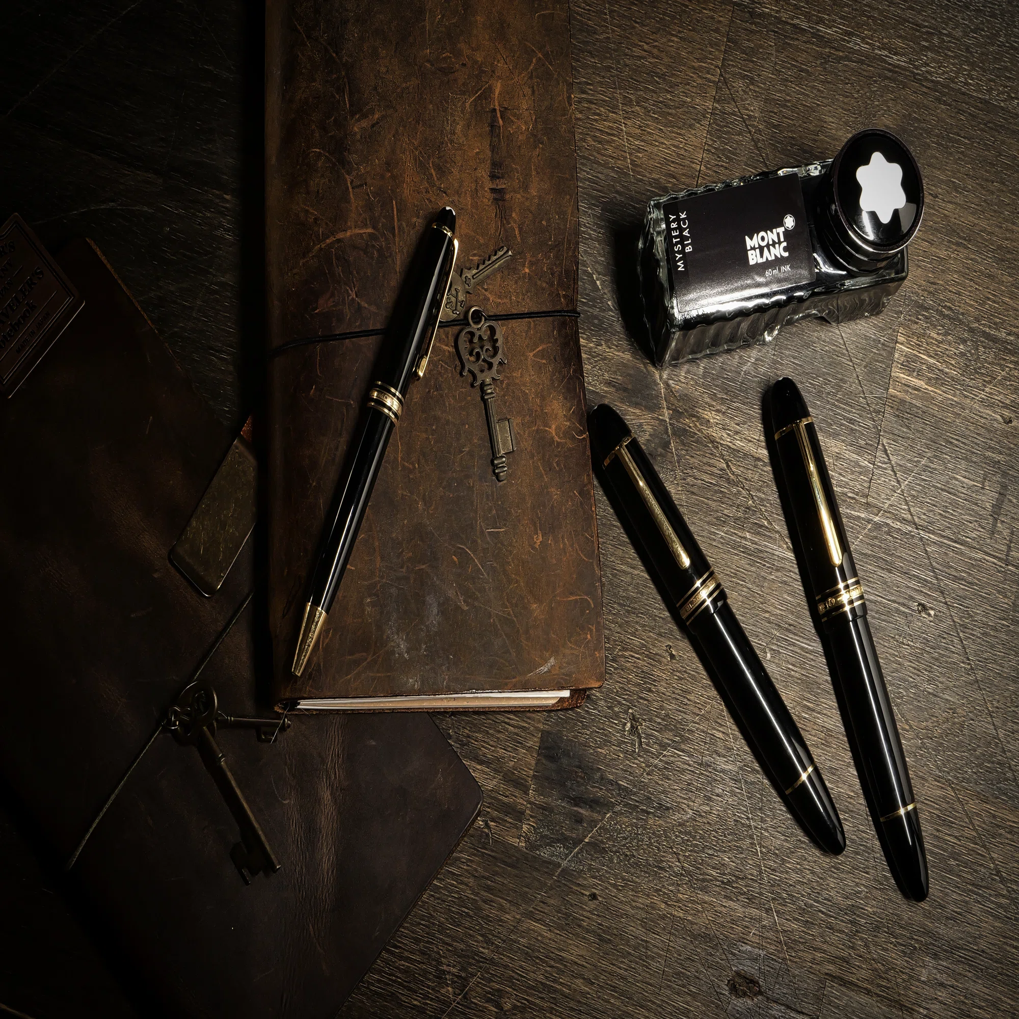 夜の静寂に自己陶酔へと誘う白帯：Montblanc Meisterstück 149｜Hideo 