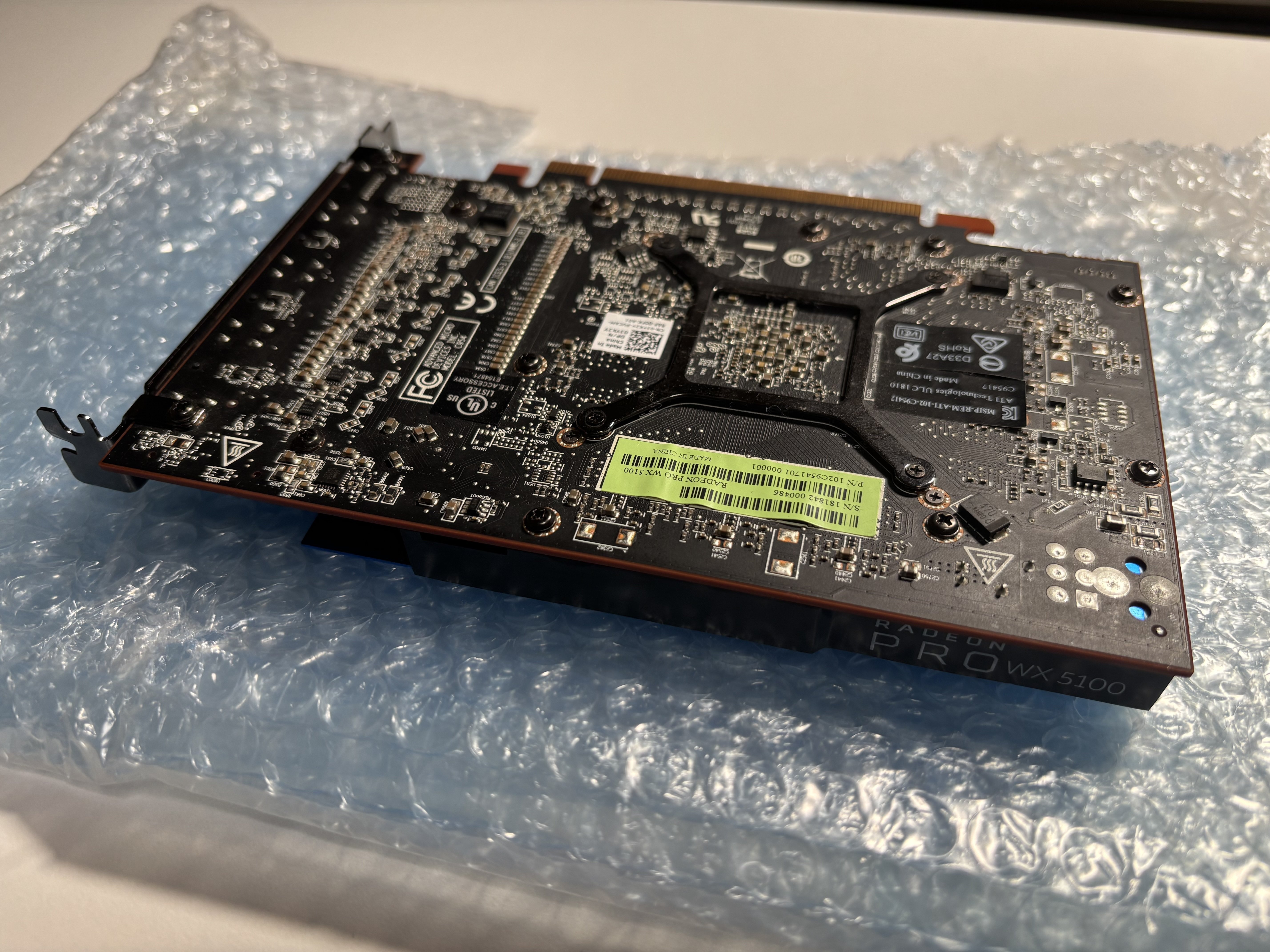 お手軽リファレンスグラボ？Radeon Pro WX5100 買ってみた！ （自作