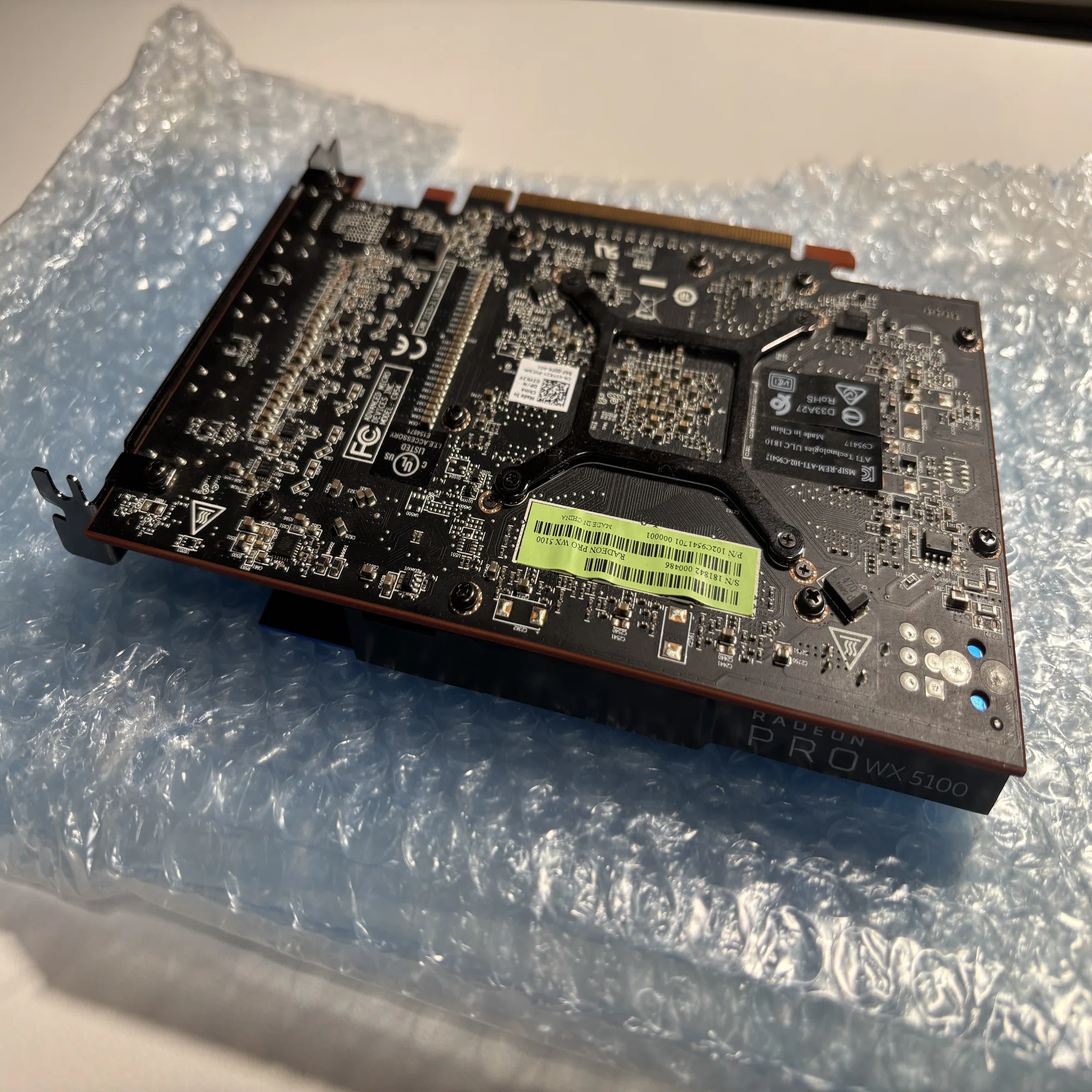 お手軽リファレンスグラボ？Radeon Pro WX5100 買ってみた！ （自作 