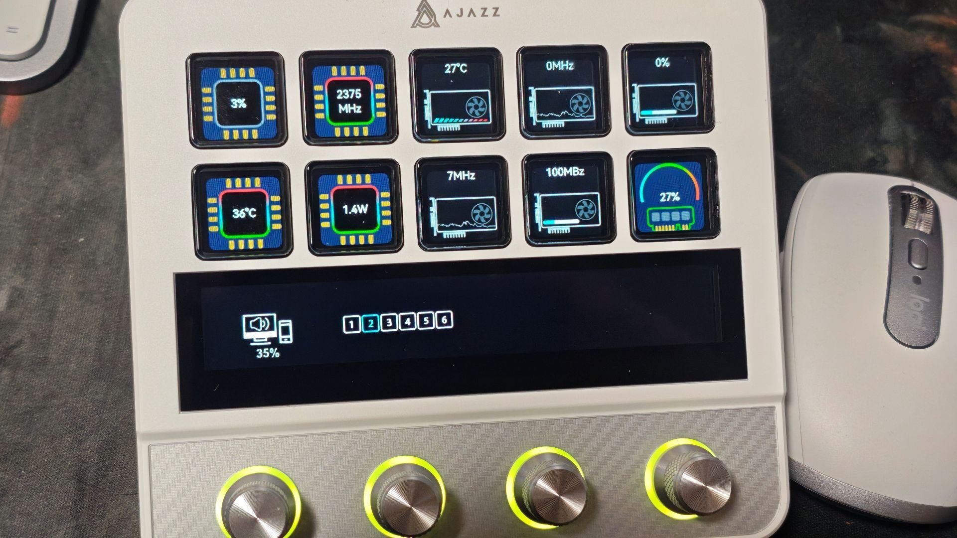 StreamDeck+とAJAZZ AKP05E Pro 比較してみた｜ガジェット・オジジ