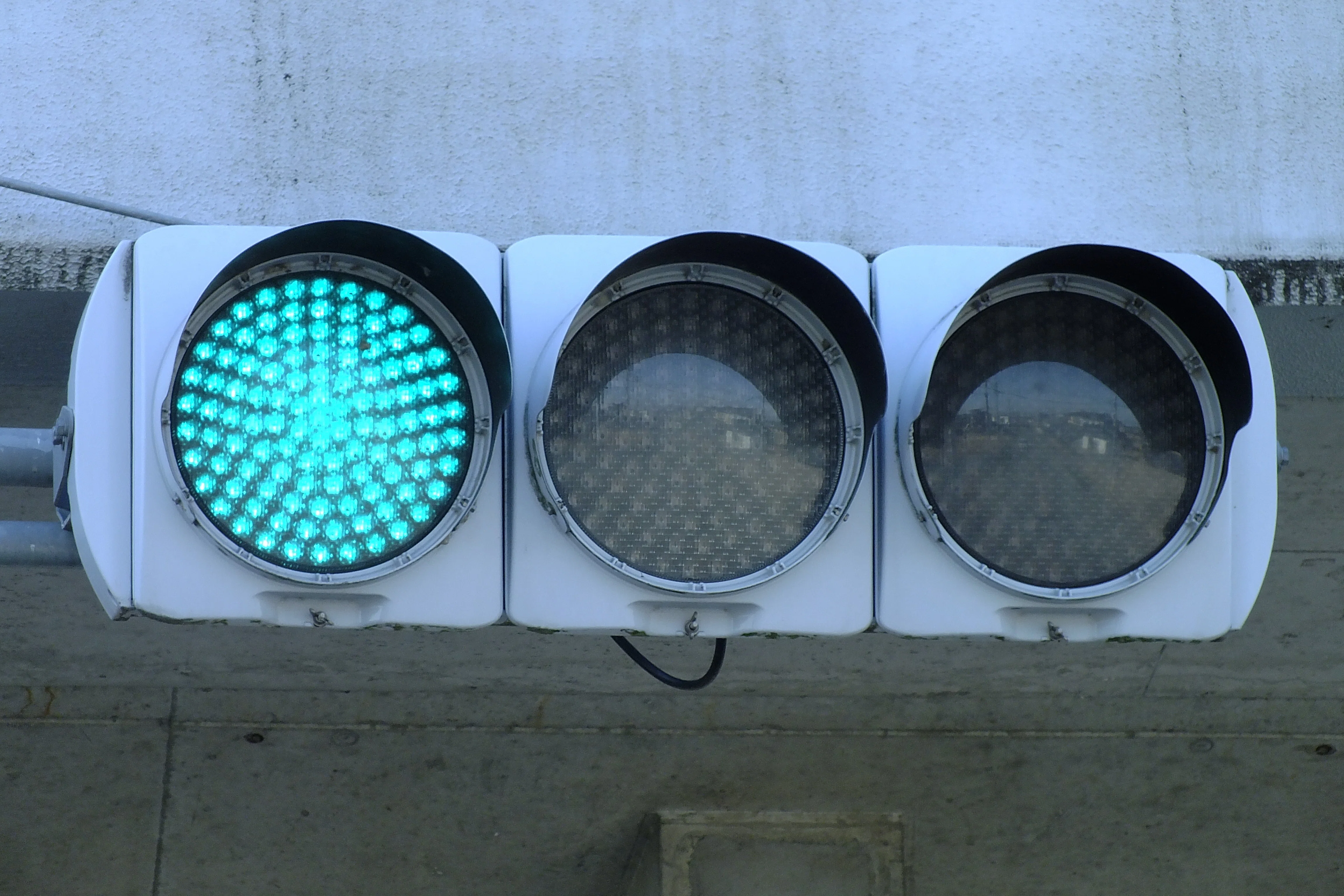 K19-148】児玉郡上里町帯刀にある信号電材薄型面拡散ユニット短フード