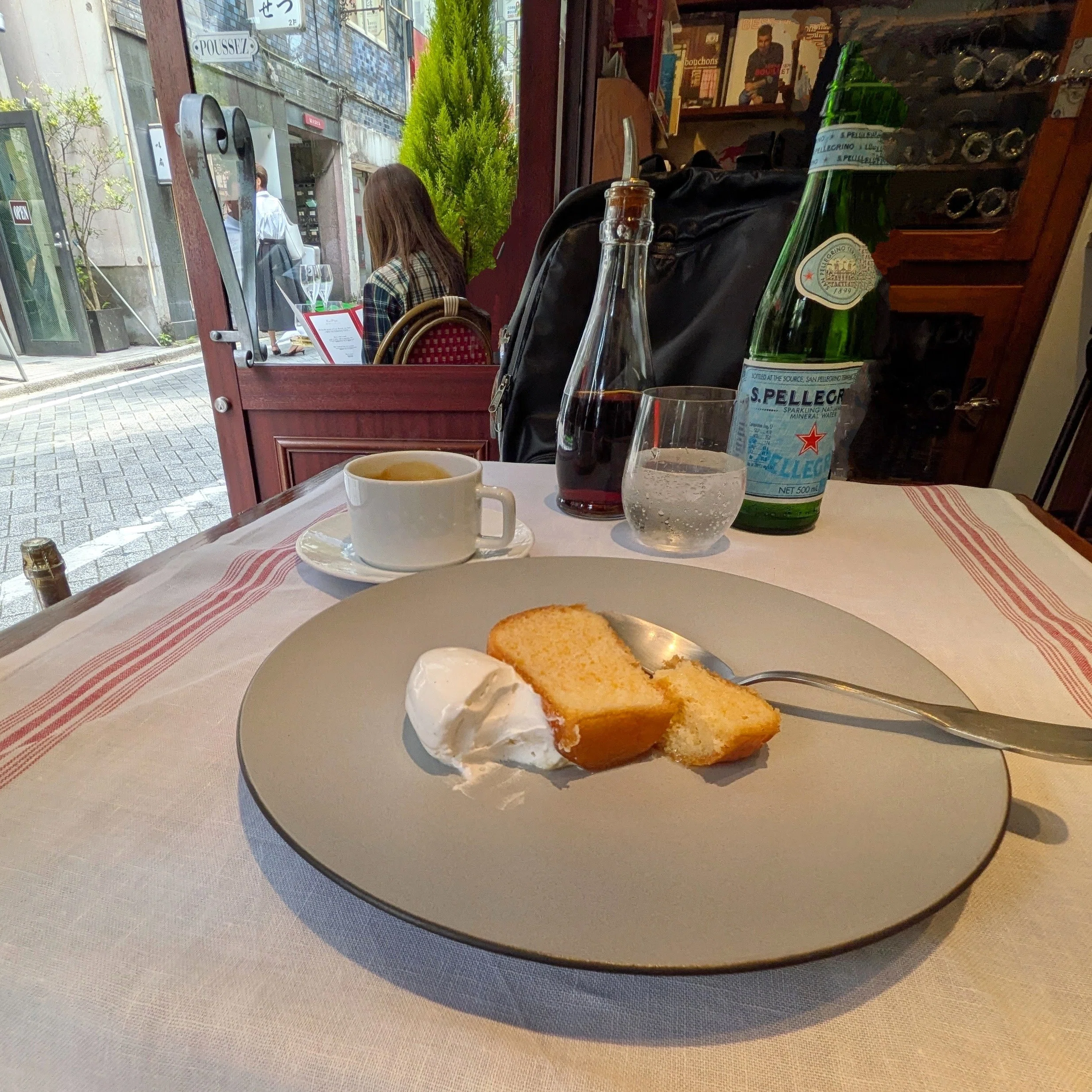 サバラン、どこで売ってるの？」に、お答えします―― フランス人