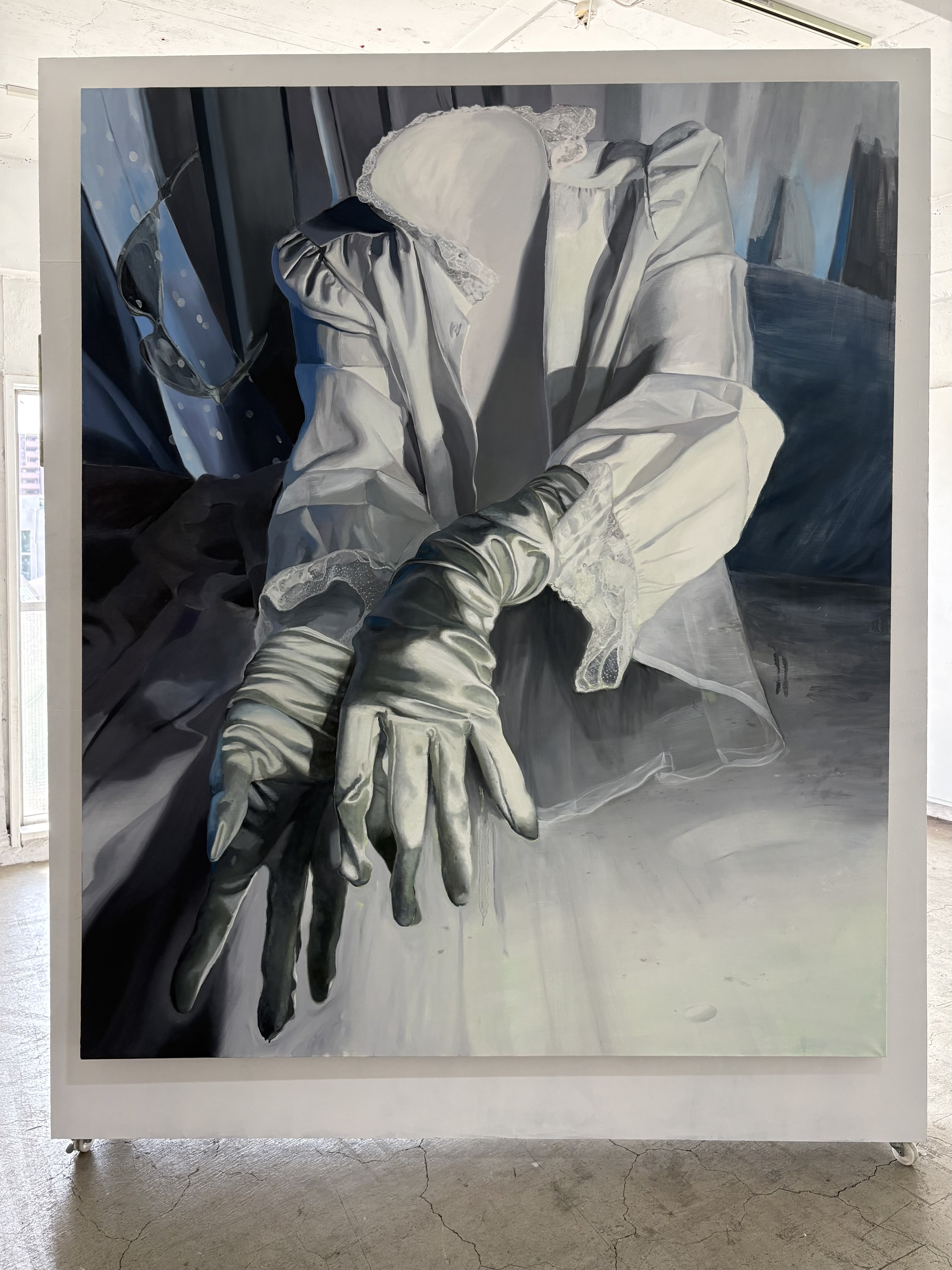 精緻な神秘性を纏った美しく冷ややかな世界。｜TABU