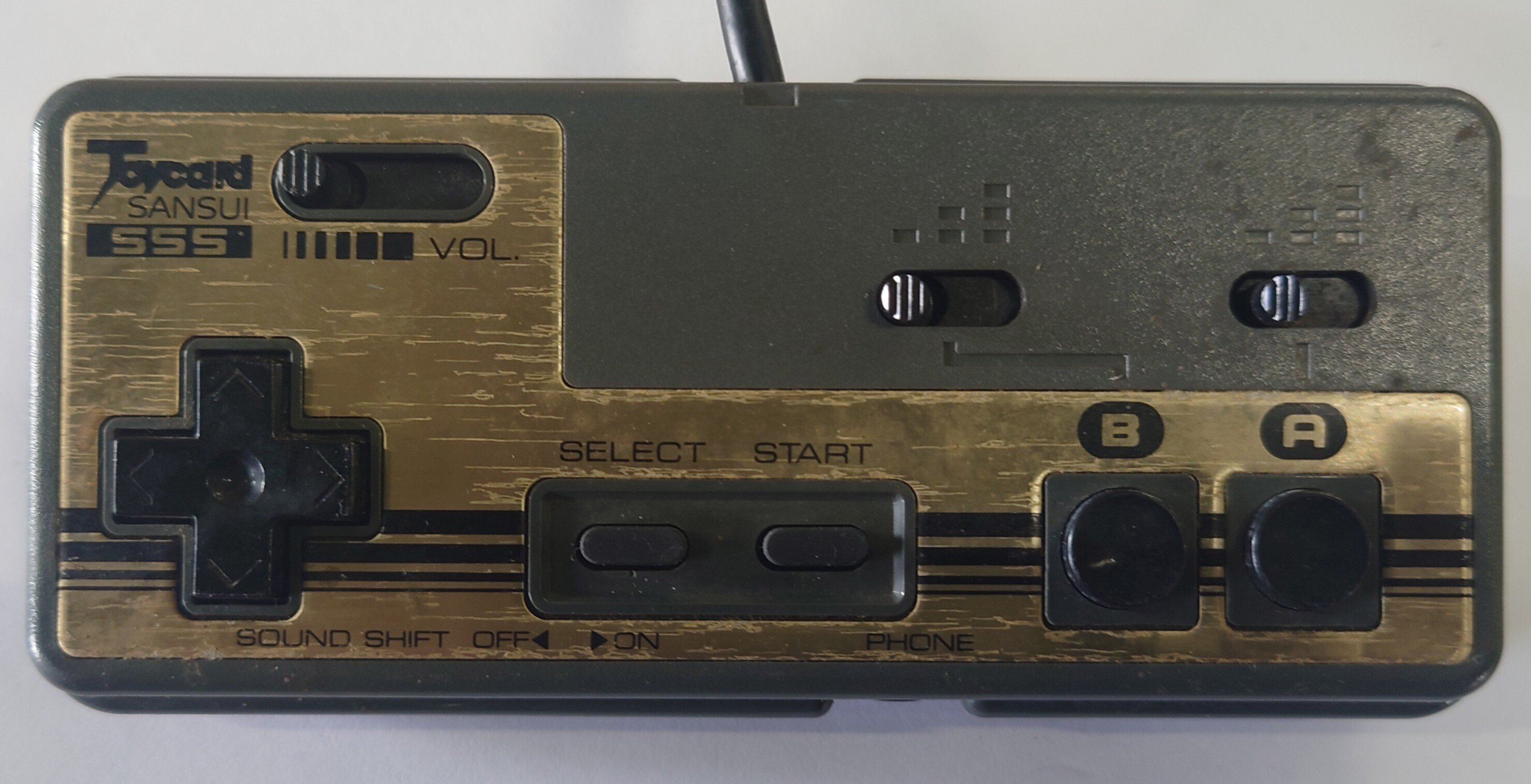 ファミコンのジョイカード マークⅡは、なぜ「マークⅡ」なのか