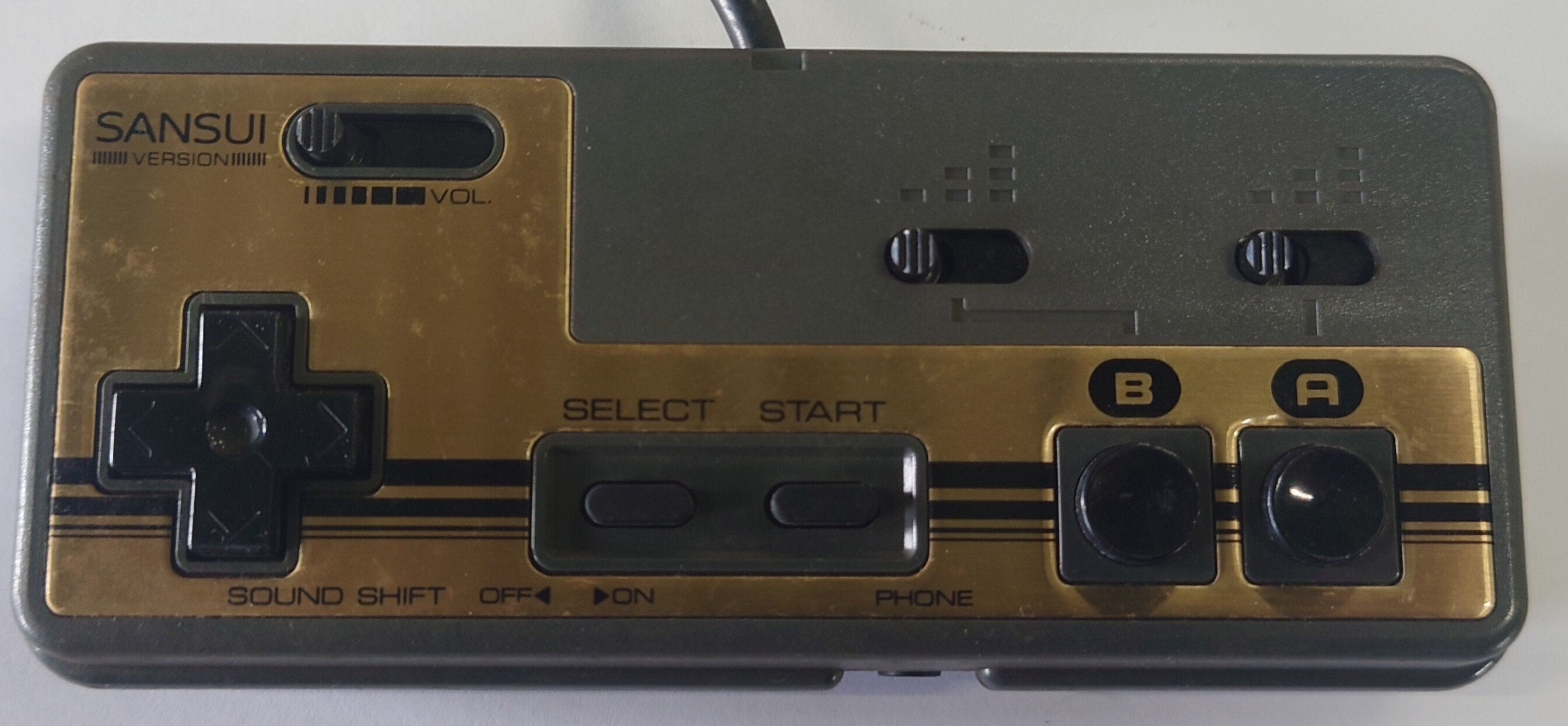 ファミコンのジョイカード マークⅡは、なぜ「マークⅡ」なのか