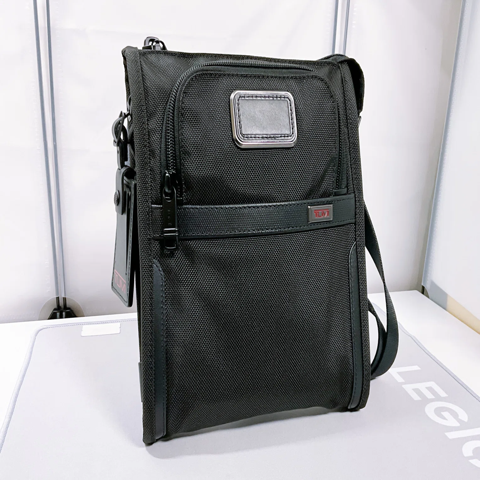 TUMI】「ポケット・バッグ・スモール」1ヶ月使用した感想【ショルダー 