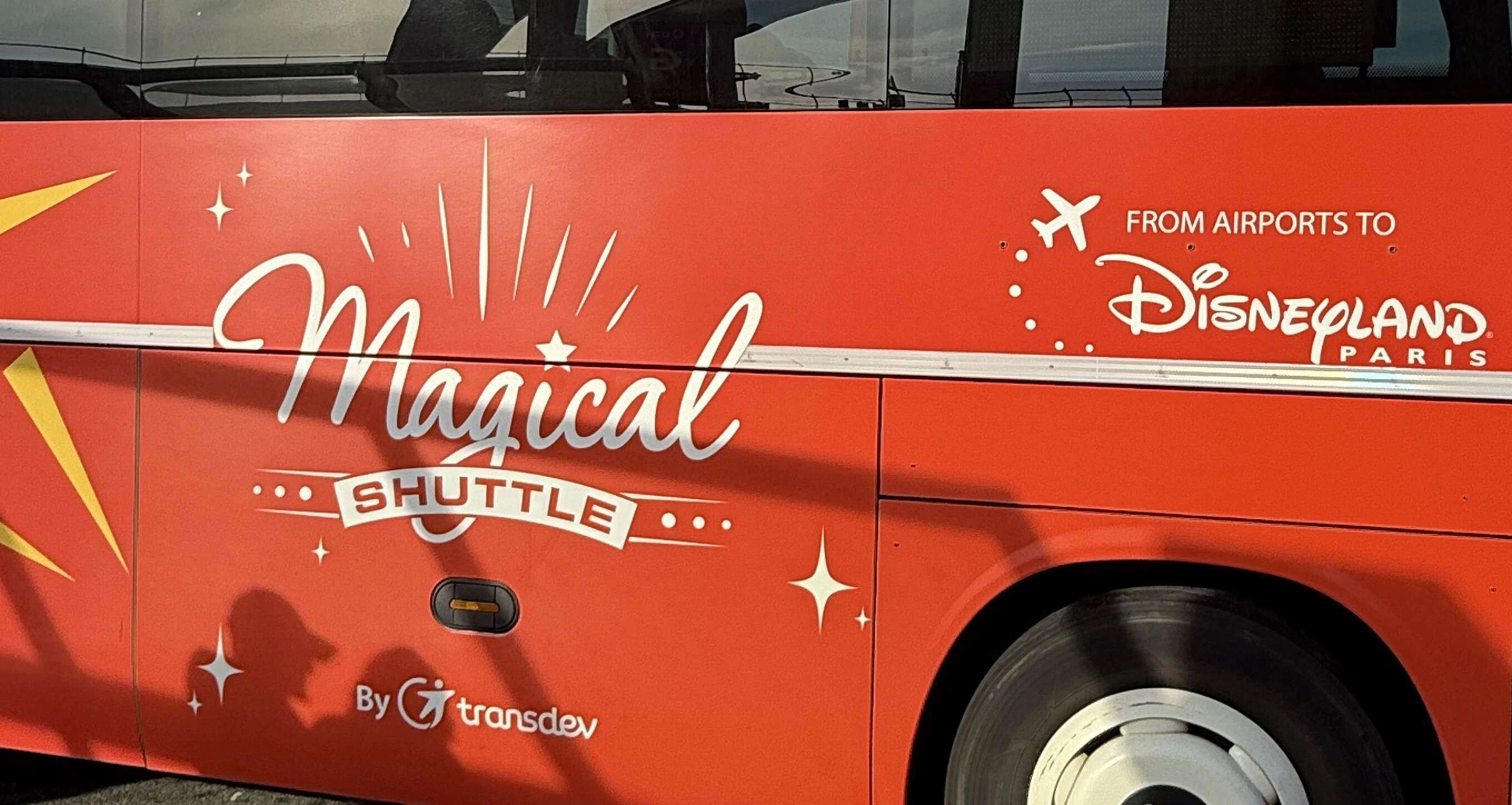フランス】空港→ディズニー移動、レミーのおいしいレストラン｜ばに