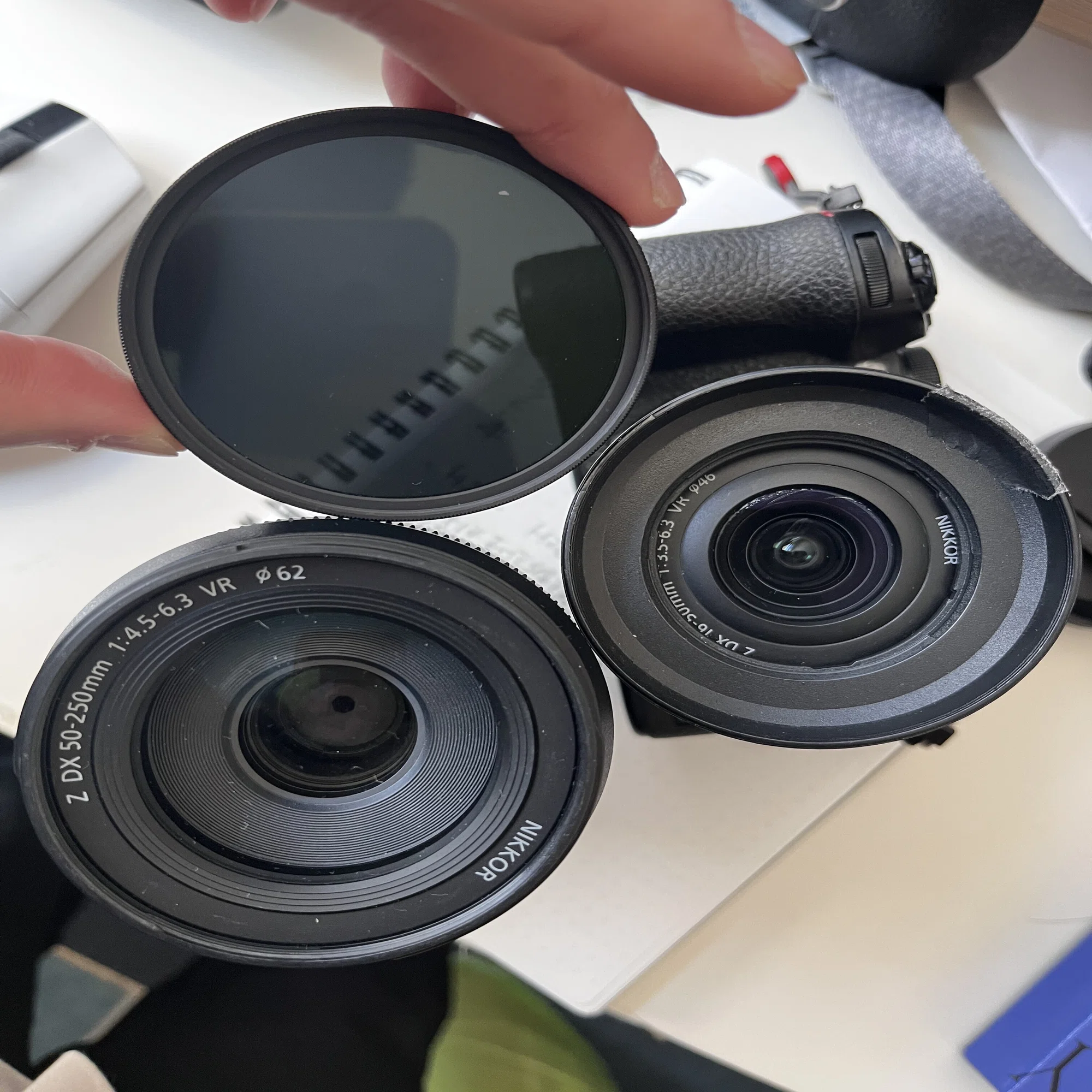 Z DX16-50/3.5-6.3のフードに62mmフィルターがはまる｜飯田ともき