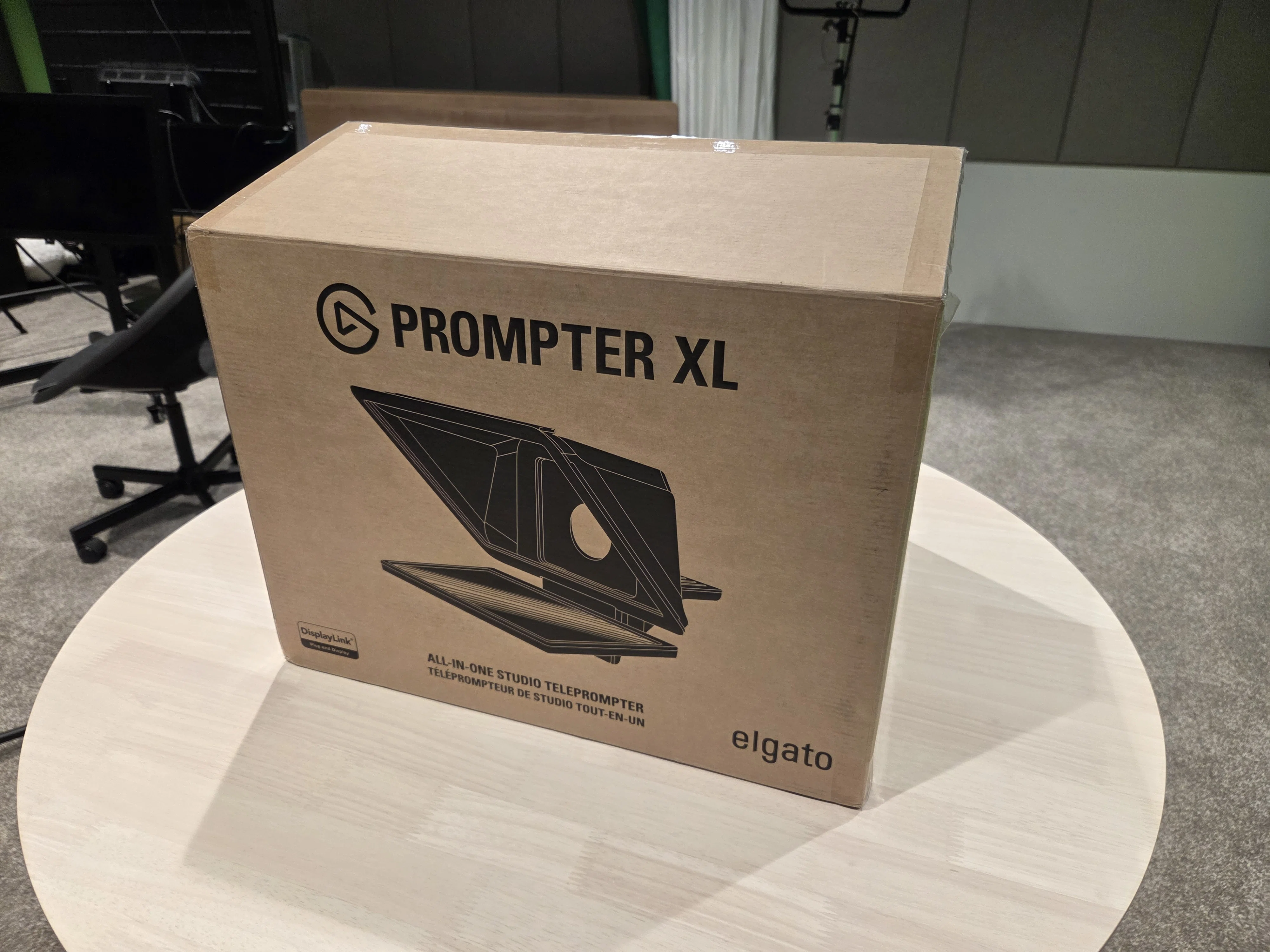elgato PROMPTER テレプロンプター　外箱付き elgato PROMPTER テレプロンプター外箱付き| ヤマダウェブコム