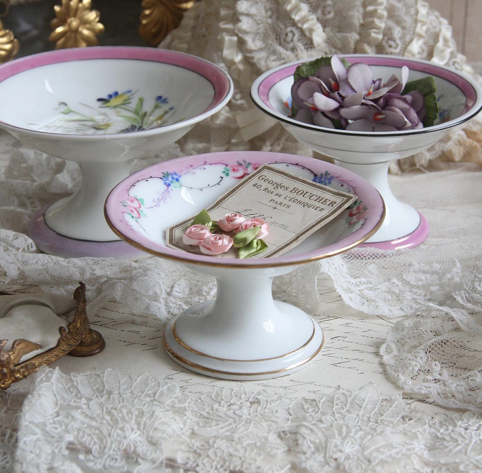 A Belle Époque Girl's Room * February Antique Catalog｜アンヴァン
