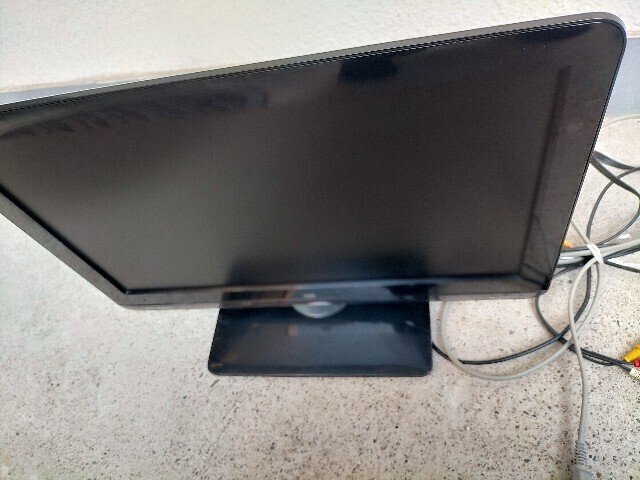 小型液晶テレビシャープ lc-19k3 2010年製を回収しました｜回収太郎