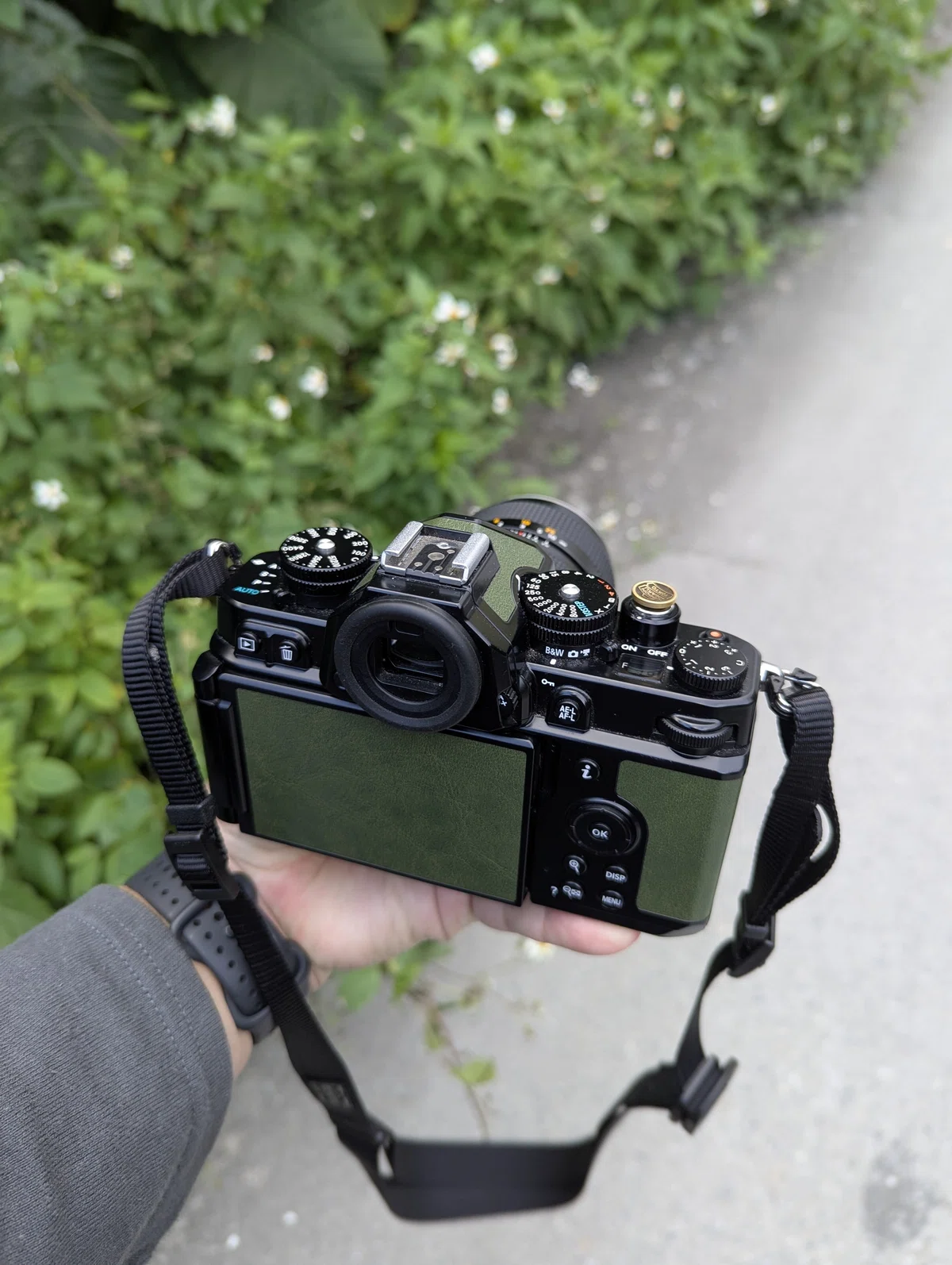 空気が写る!?CONTAX Carl Zeiss Planar T＊ 50mm F1.4を買ってみました 