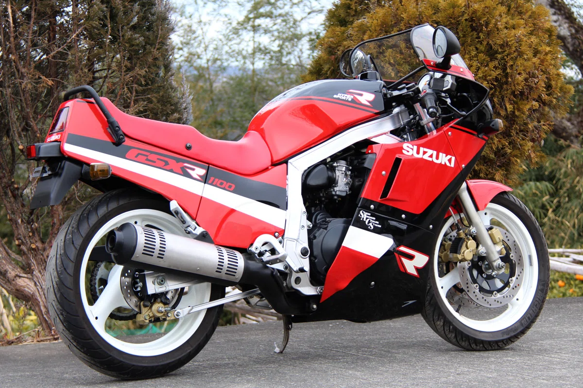 GSXR1100 ハーフカウル