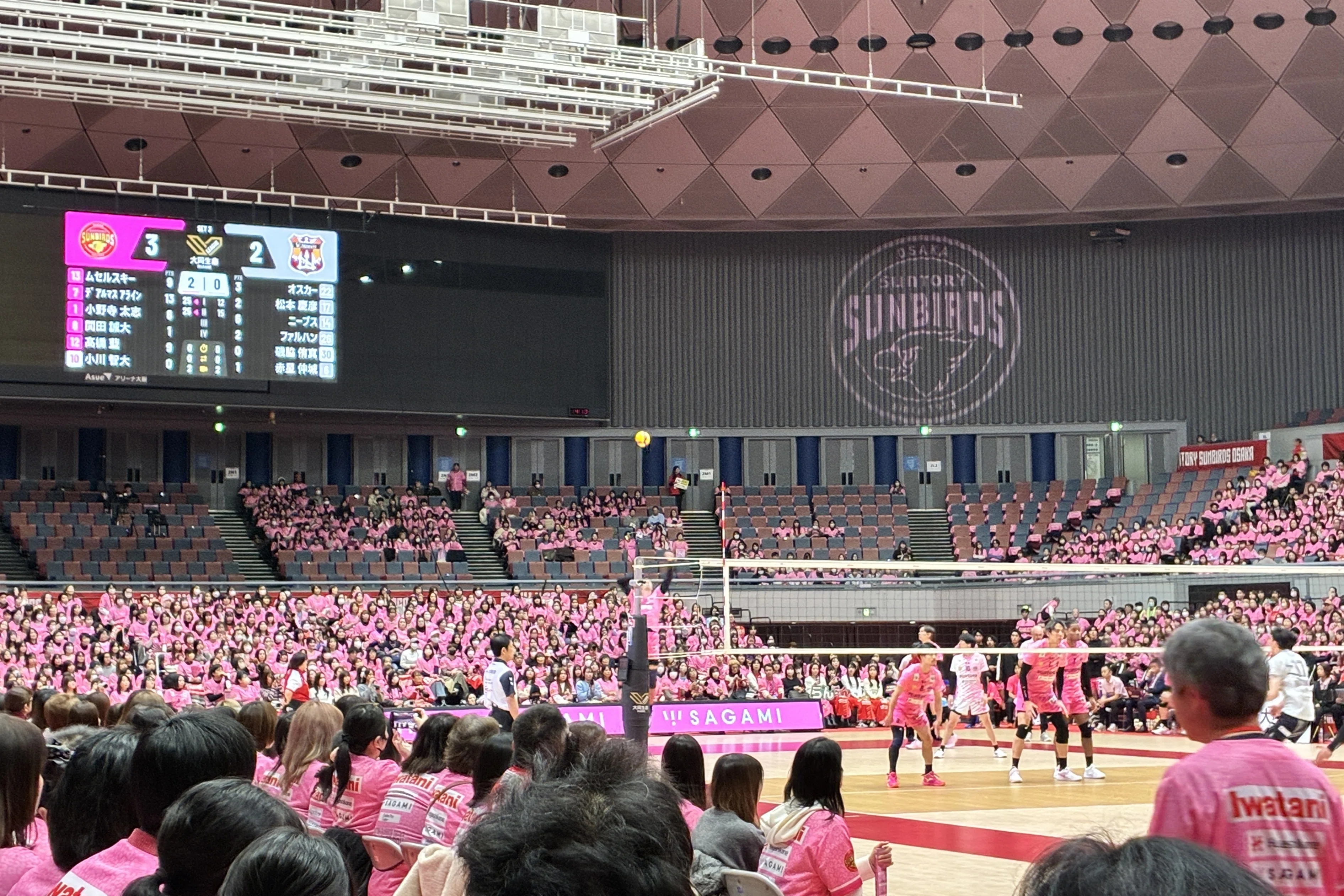 1万人がピンクに染まった2日間。サントリーサンバーズ大阪 