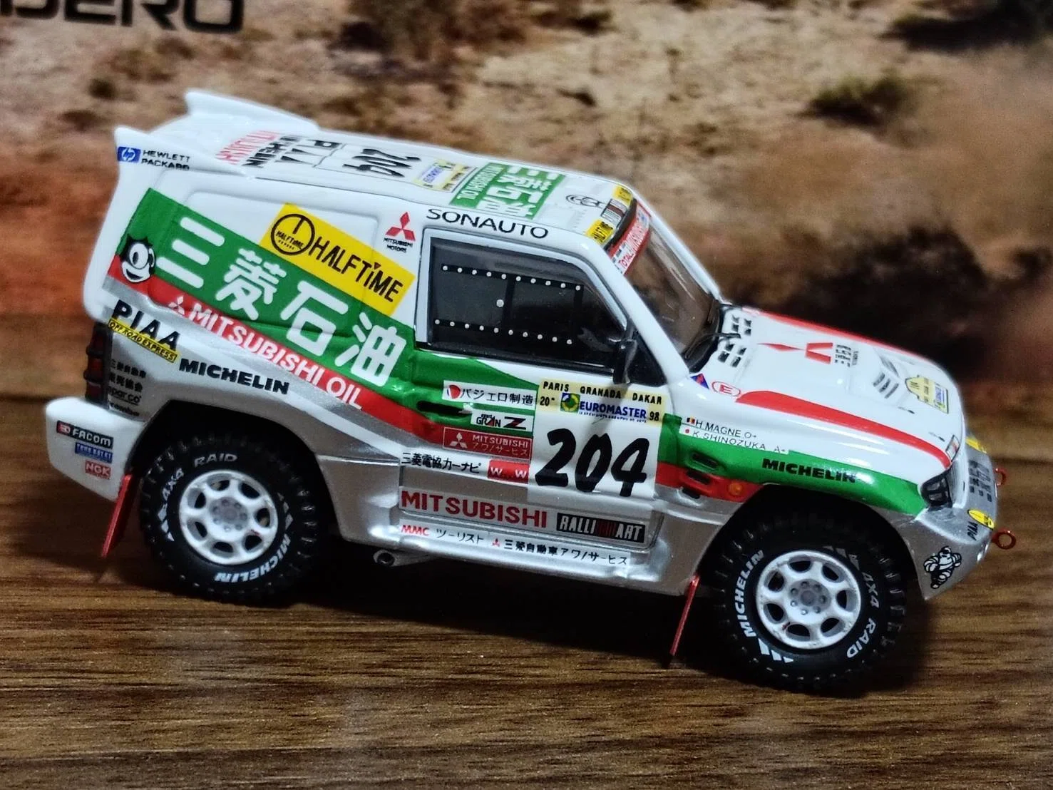 INNO64 1/64 MITSUBISHI PAJERO EVOLUTION #204 