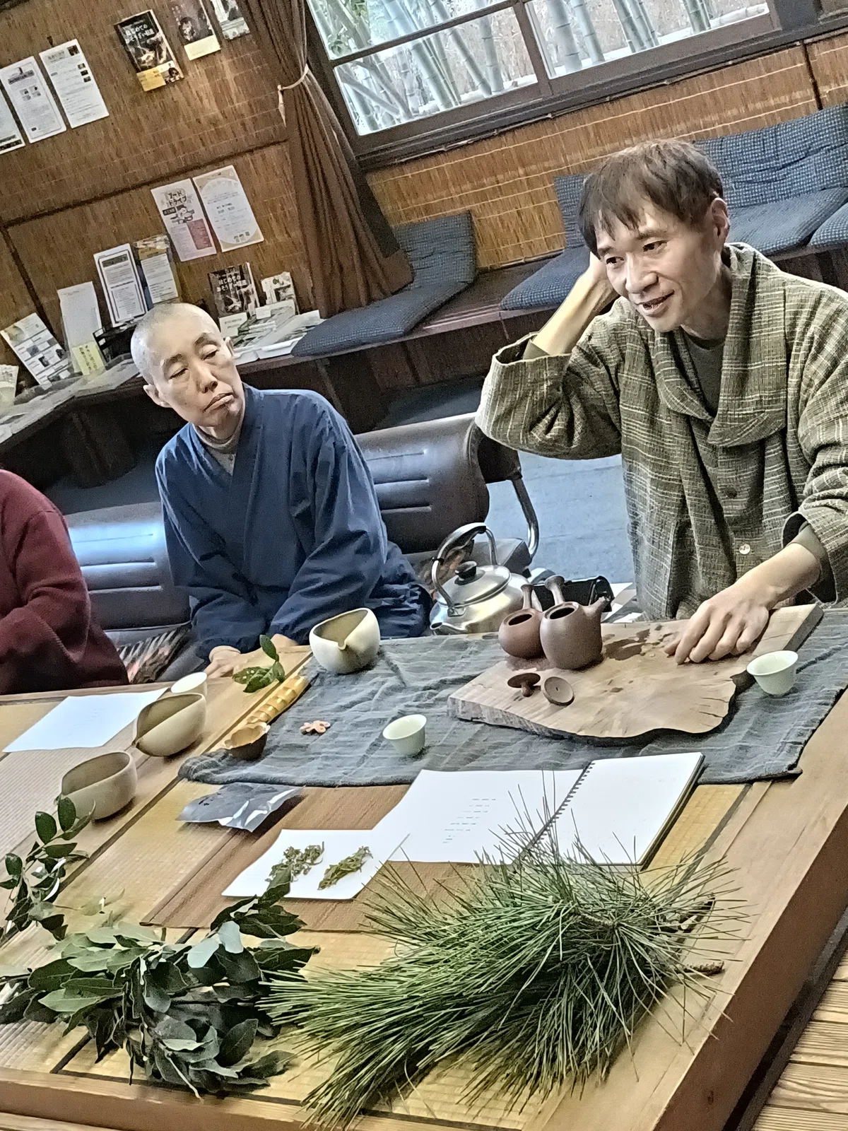 涅槃会茶礼で六代茶飲み比べ 三光院年間行事｜三光院 〜御所流精進料理 