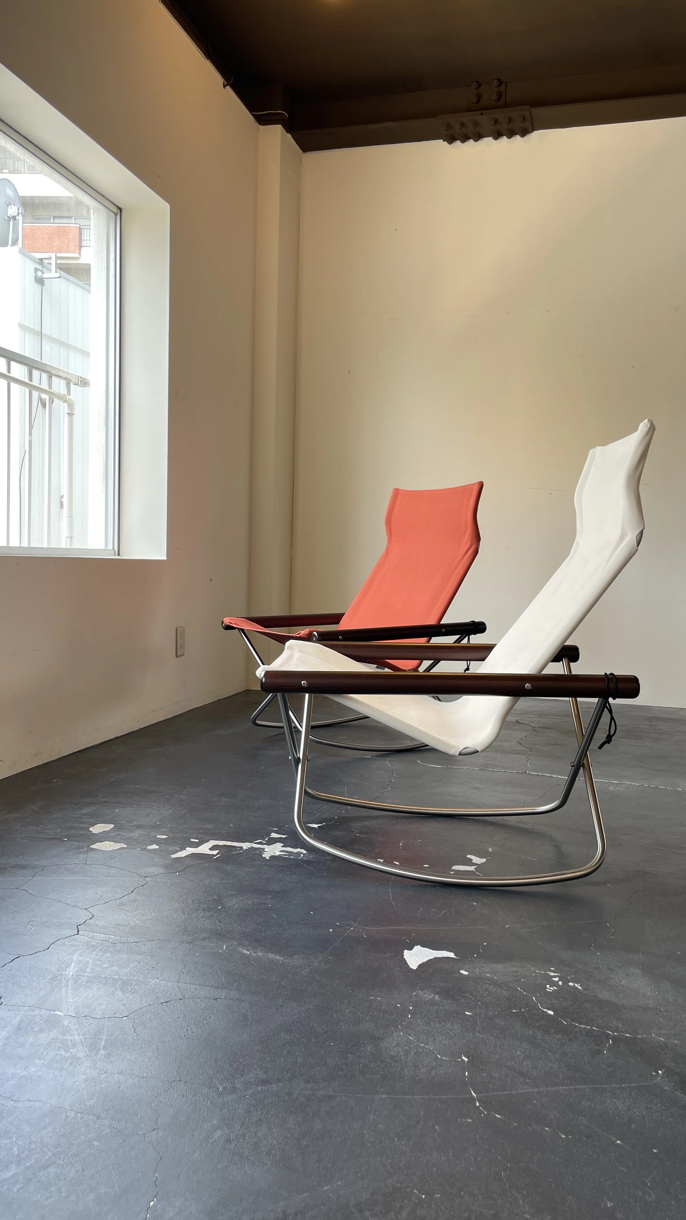 Let's line up all the colors of the Nychair X｜インテリアショップ
