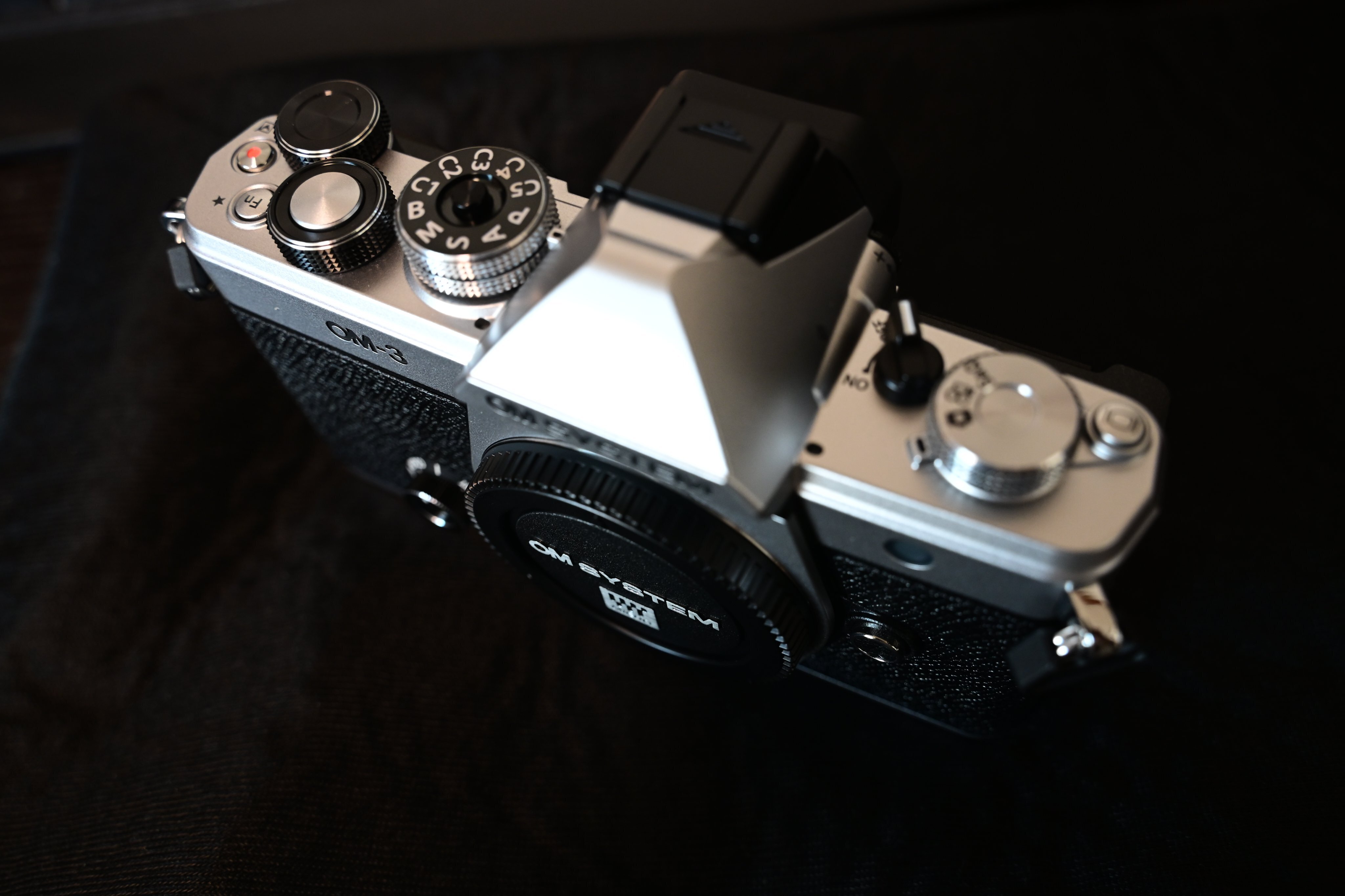 OM-3を手に入れてから一年が経過しようとしているので｜平乃ひら