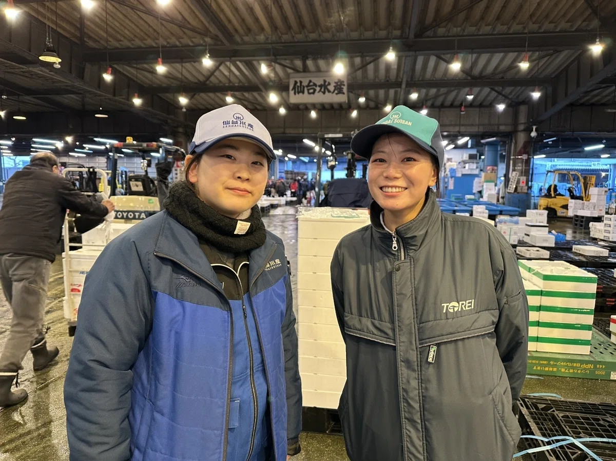 仙台発!女性の力で水産業を豊かにする取り組み!サバキ女子&女性競り人にインタビュー|東洋冷蔵 公式note