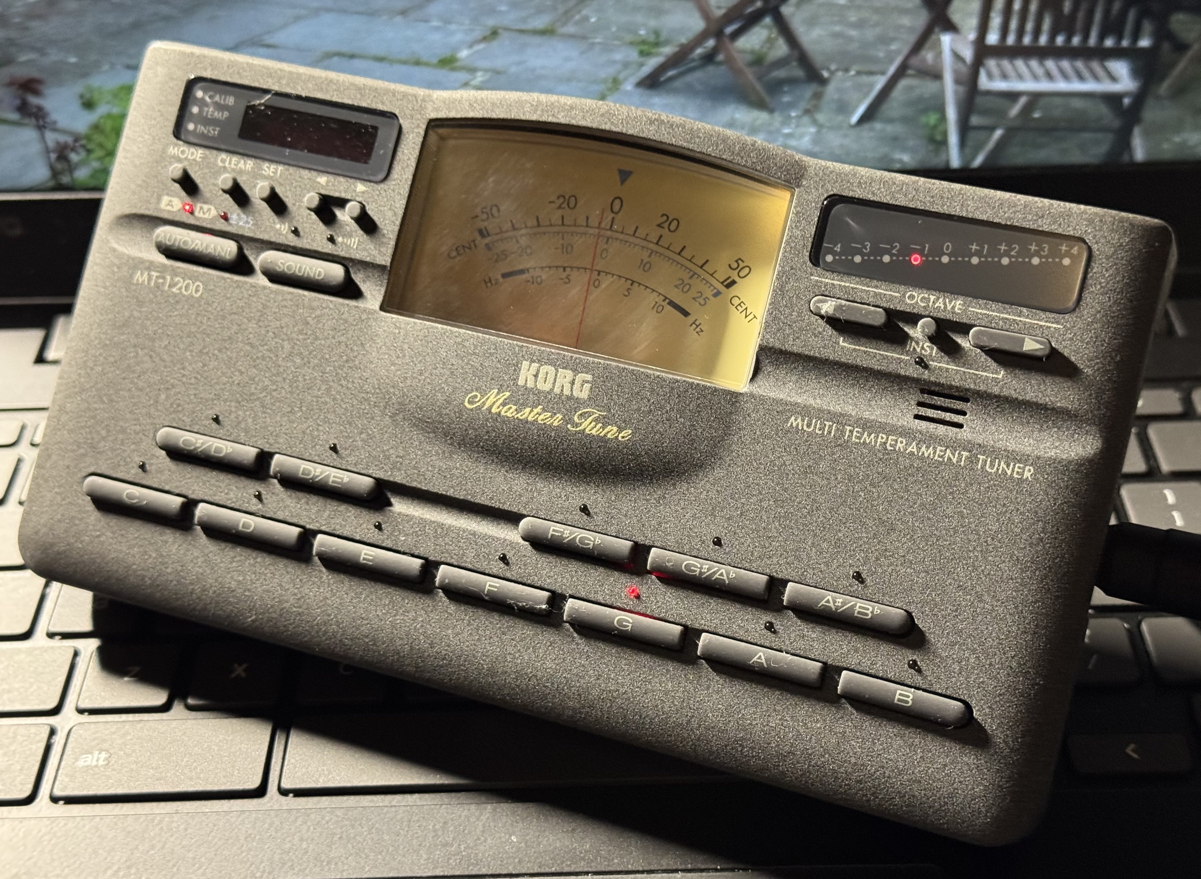 音楽を支えてくれるものたち（チューナー）｜まんぼう