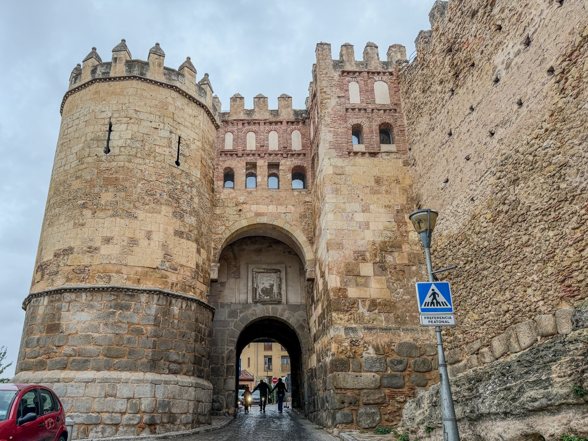 スペイン旅行記🇪🇸】世界遺産セゴビア編 白雪姫の城『アルカサル』と