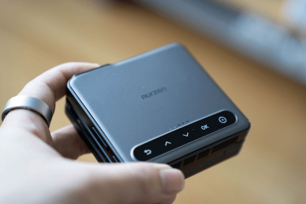 ゲームボーイアドバンスSPみたなプロジェクター「Aurzen ZIP」レビュー