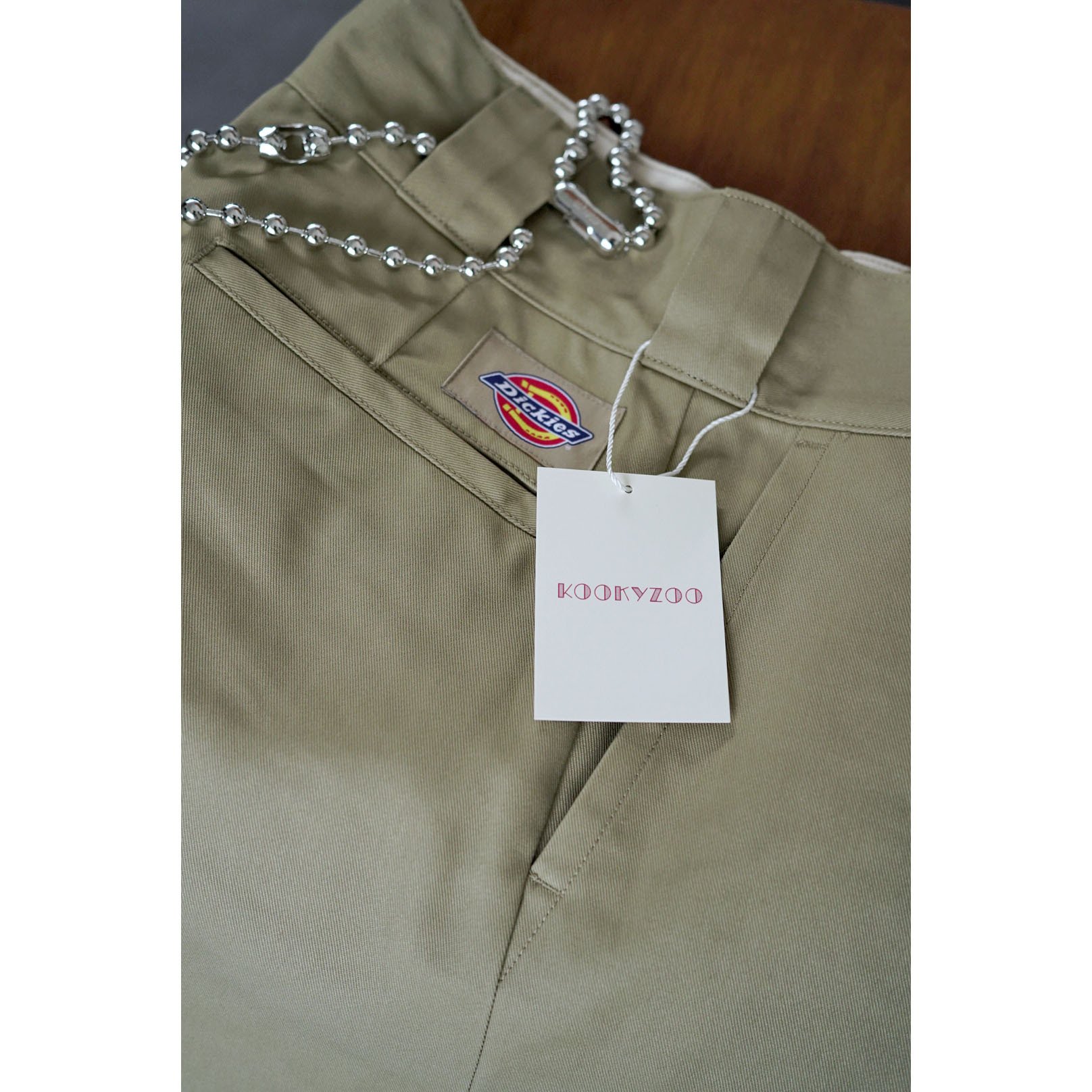 KOOKY ZOO クーキー ズー】-JUVENILE EX.DICKIES 874- 歪んだ視点で