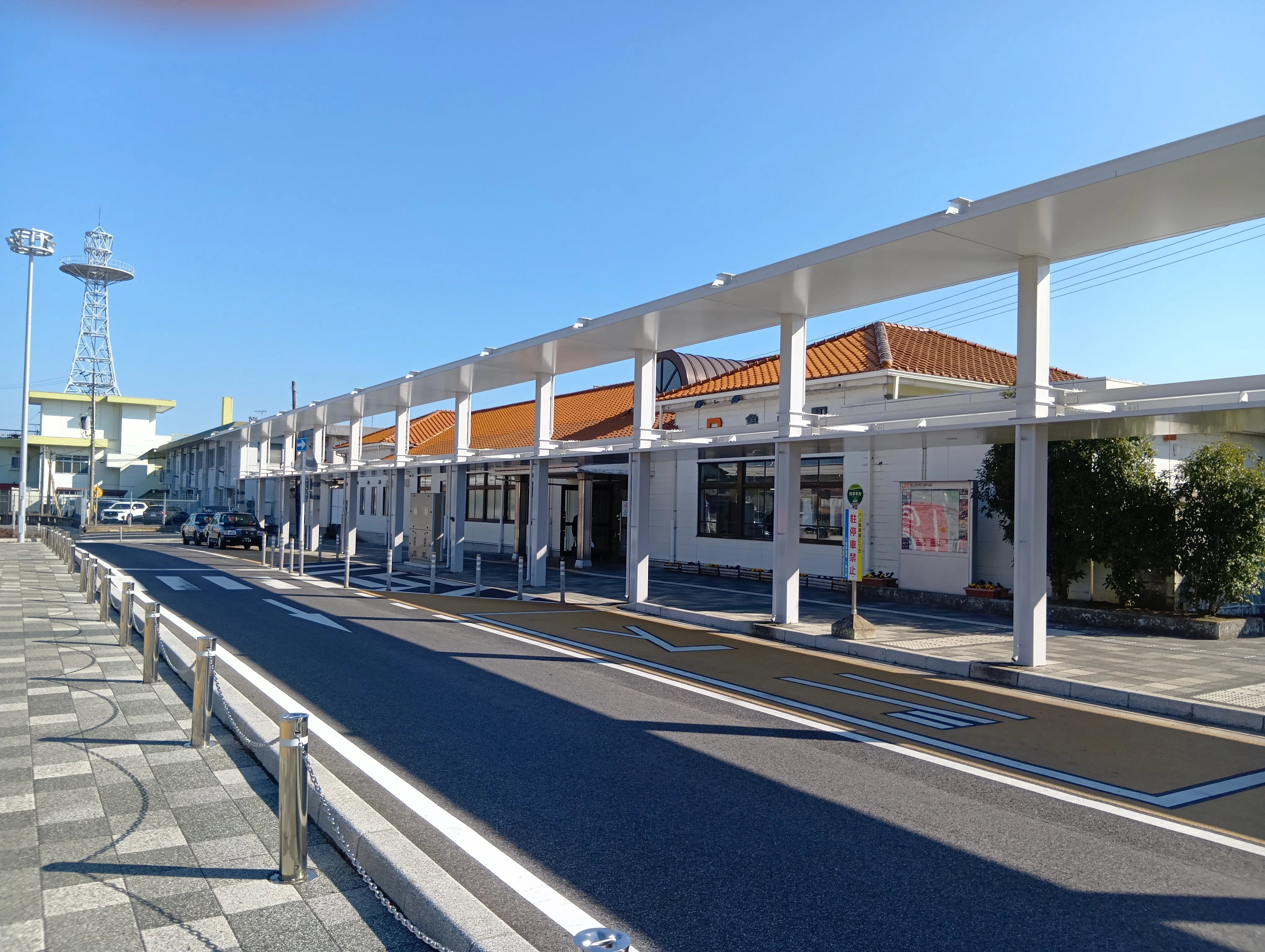 ちょっと新しくなったJR亀山駅｜Blue Train Blog by Masashi