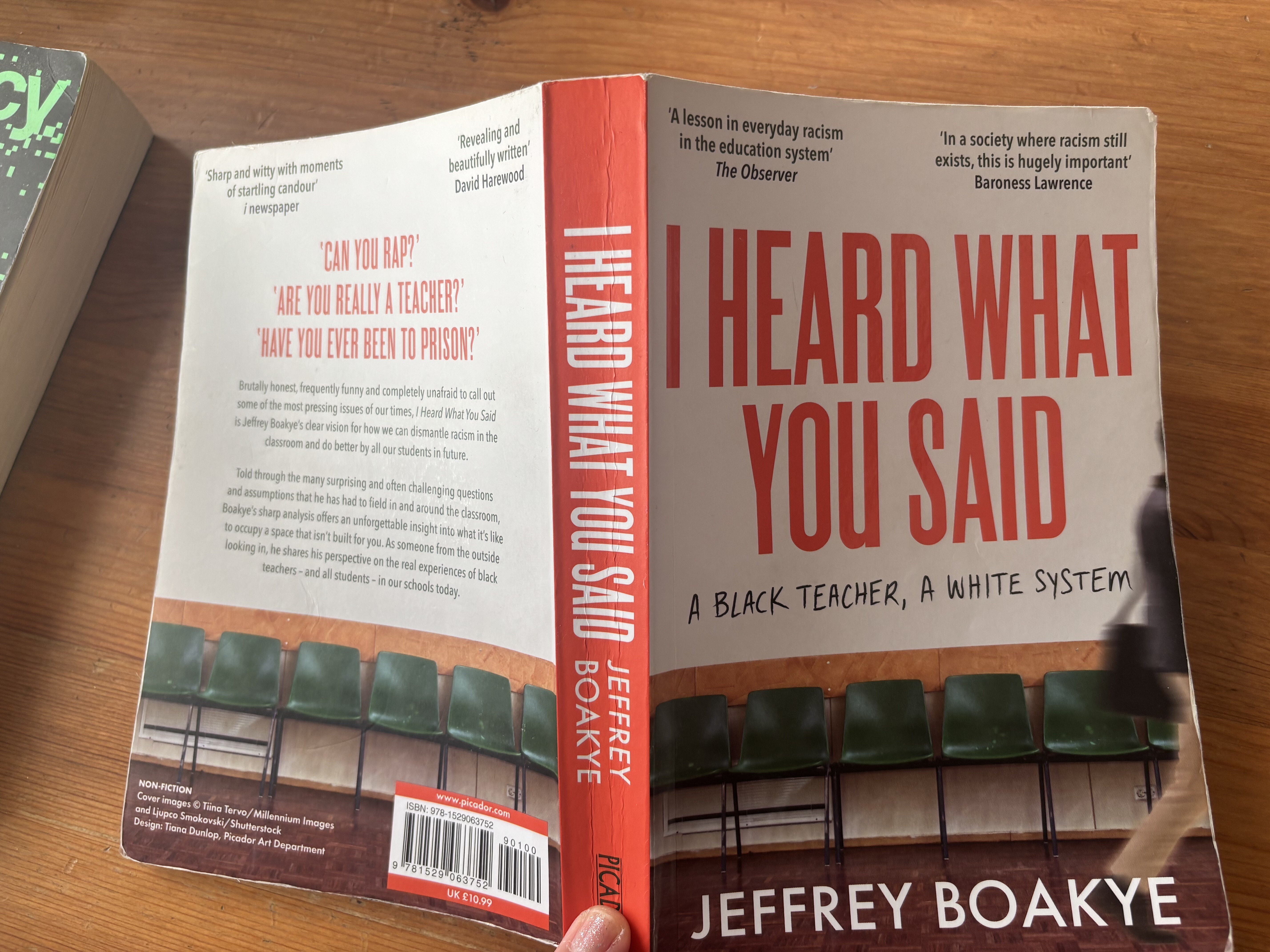 やっぱり紙の本が好き、、、好きなんじゃあああああああ｜SLIMO