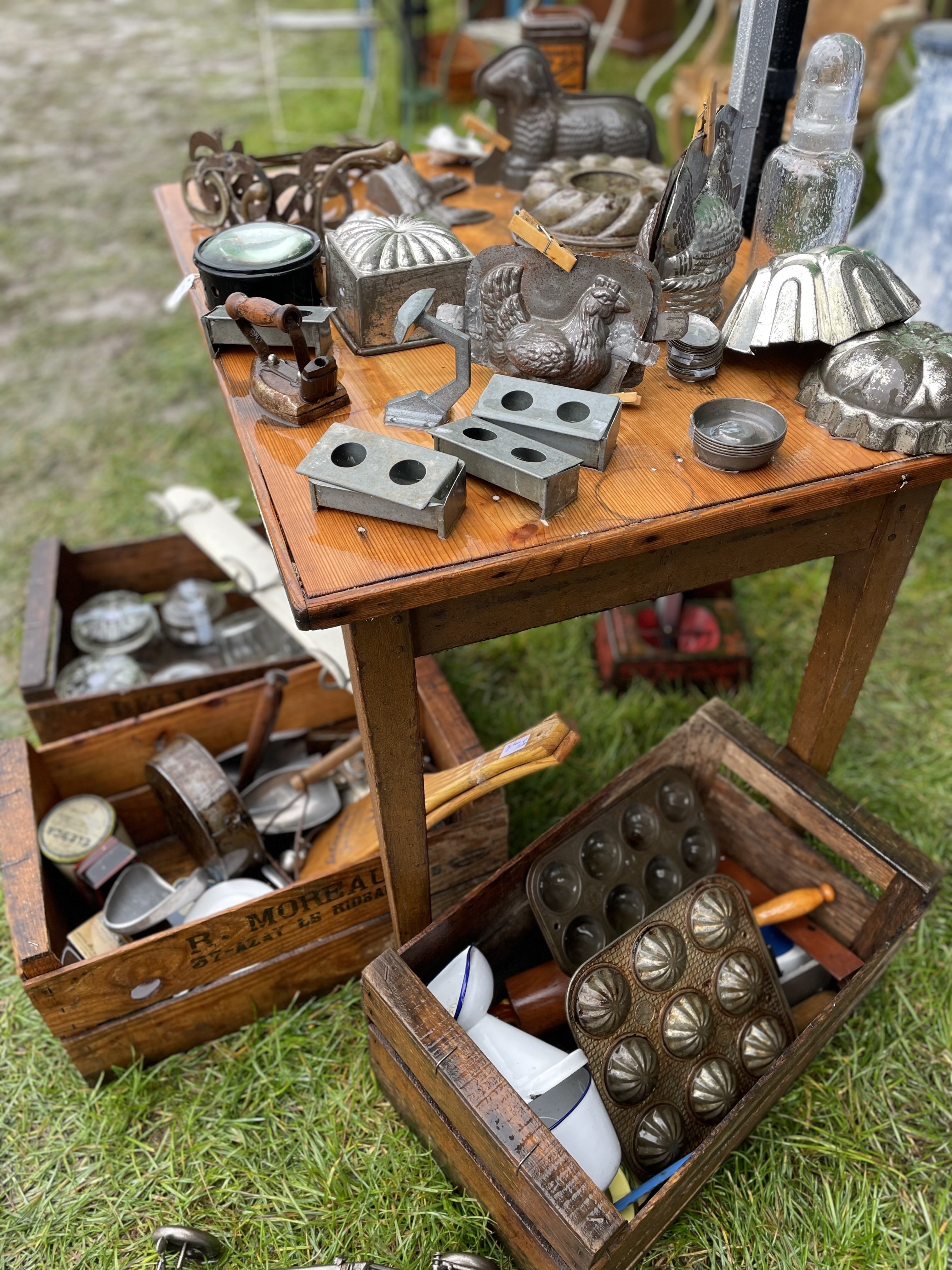 パリ② お菓子とアンティークに出会う旅｜Atelier Voila