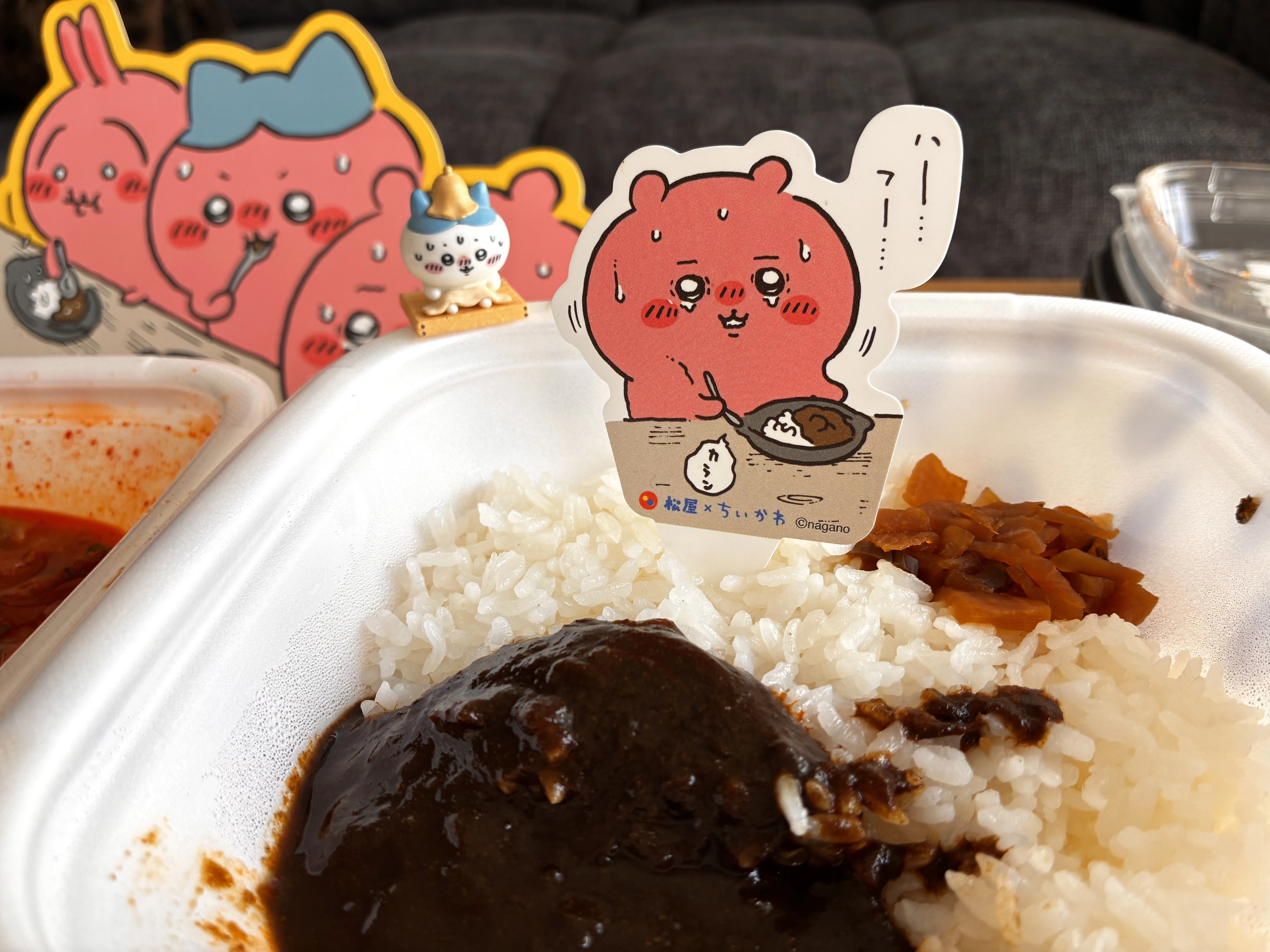 受けて立つよッ…！【ちいかわ鬼辛カレー】｜ふゆうもの