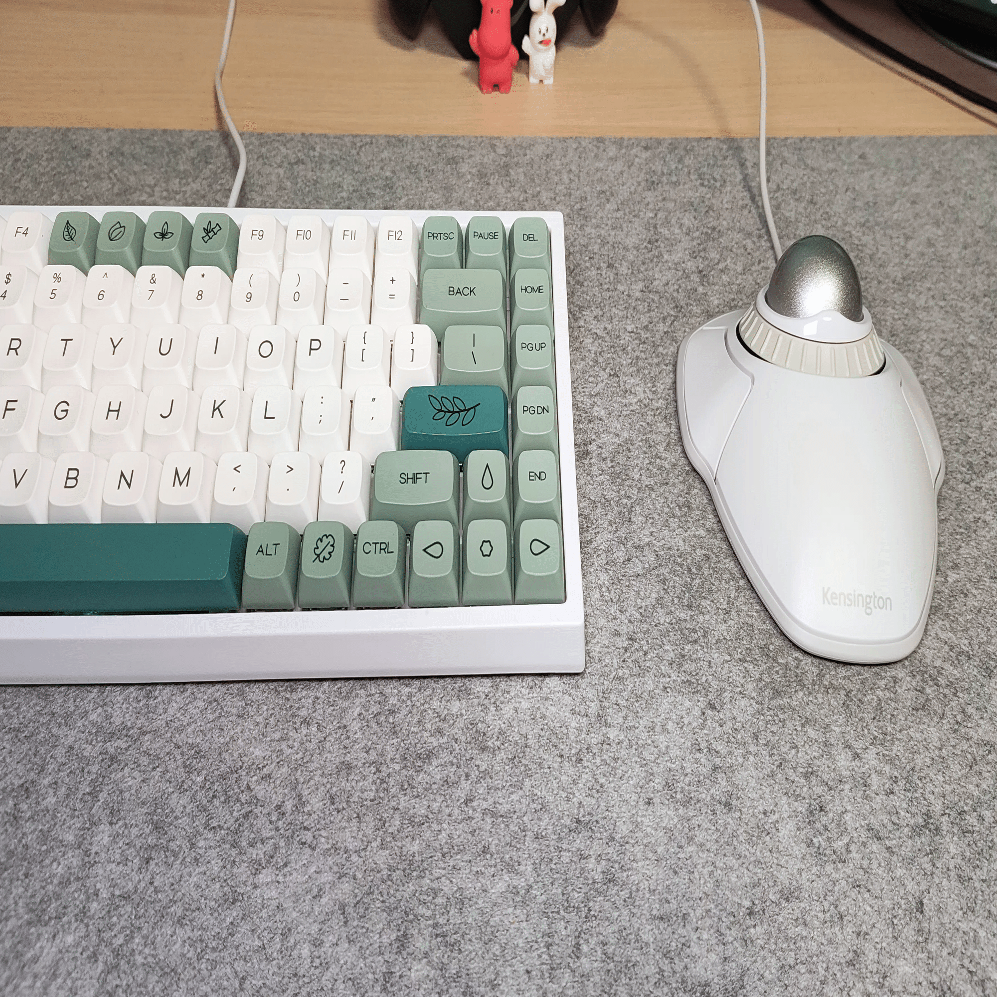 レビュー】4700円の白いトラックボール（Kensington Orbit）を買ったら