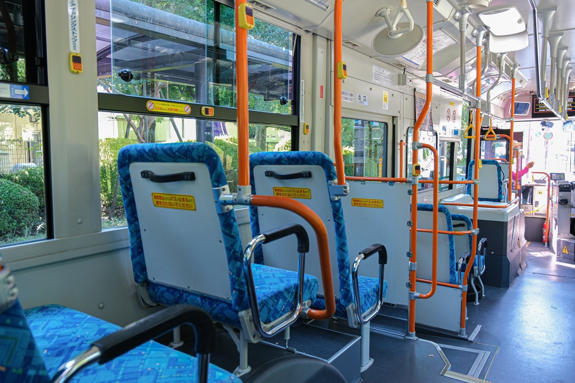 久しぶりに田舎のバスに乗ったら、昔と変わったこと・変わらないことが