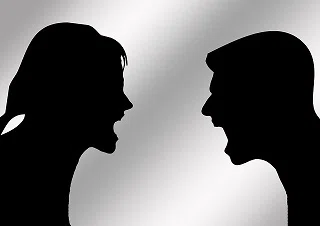 嫌われている気がする相手・・その裏にあるサインと本当の理由｜望月 希凛