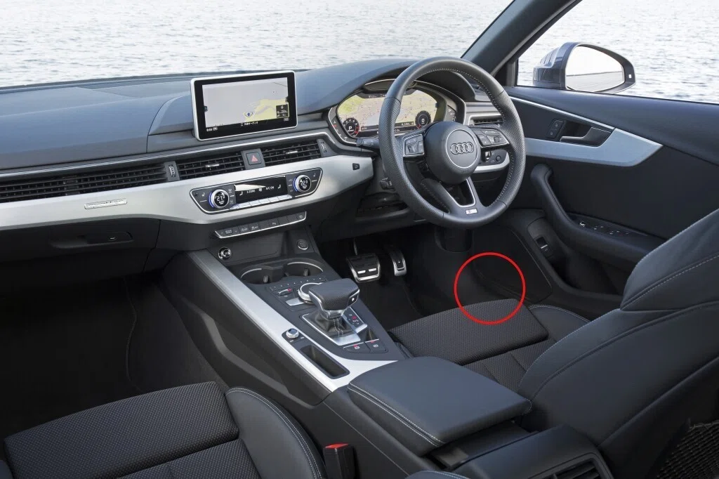 車検】Audi（アウディ）A4の車検をディーラーで通した話｜齊藤 優太